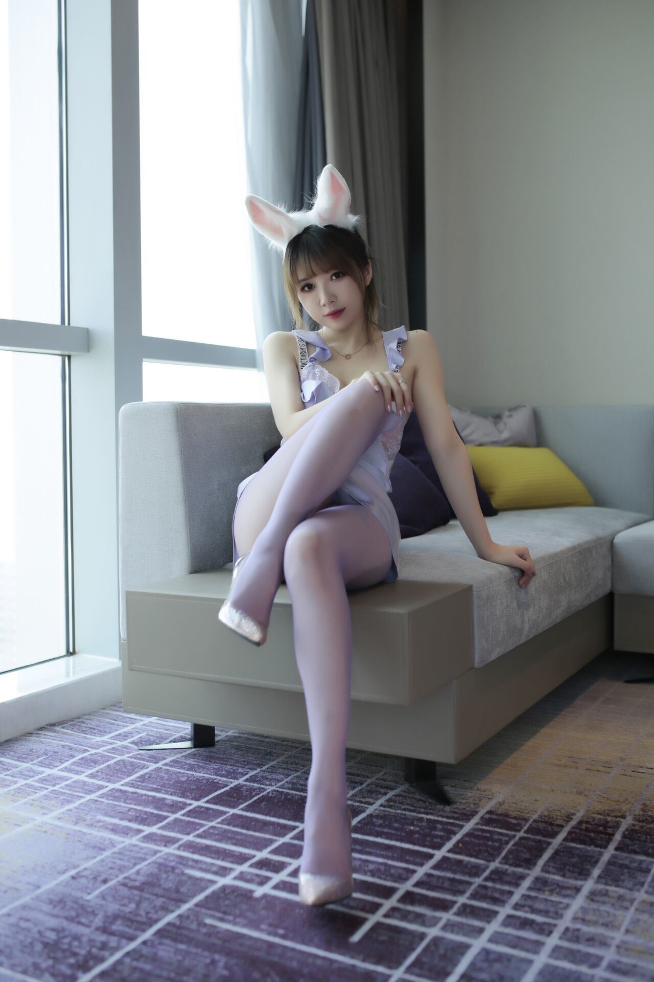 Phúc lợi COS] Streamer Douyu - Nữ phù thủy nhỏ Luna - Thỏ hồng tím