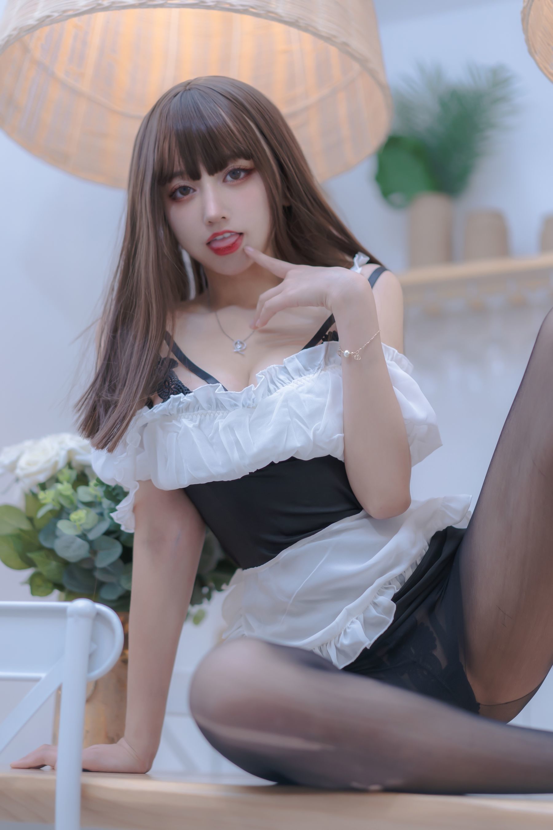 福利COS] 鬥魚米線線sama寫真 - 女僕使用手冊