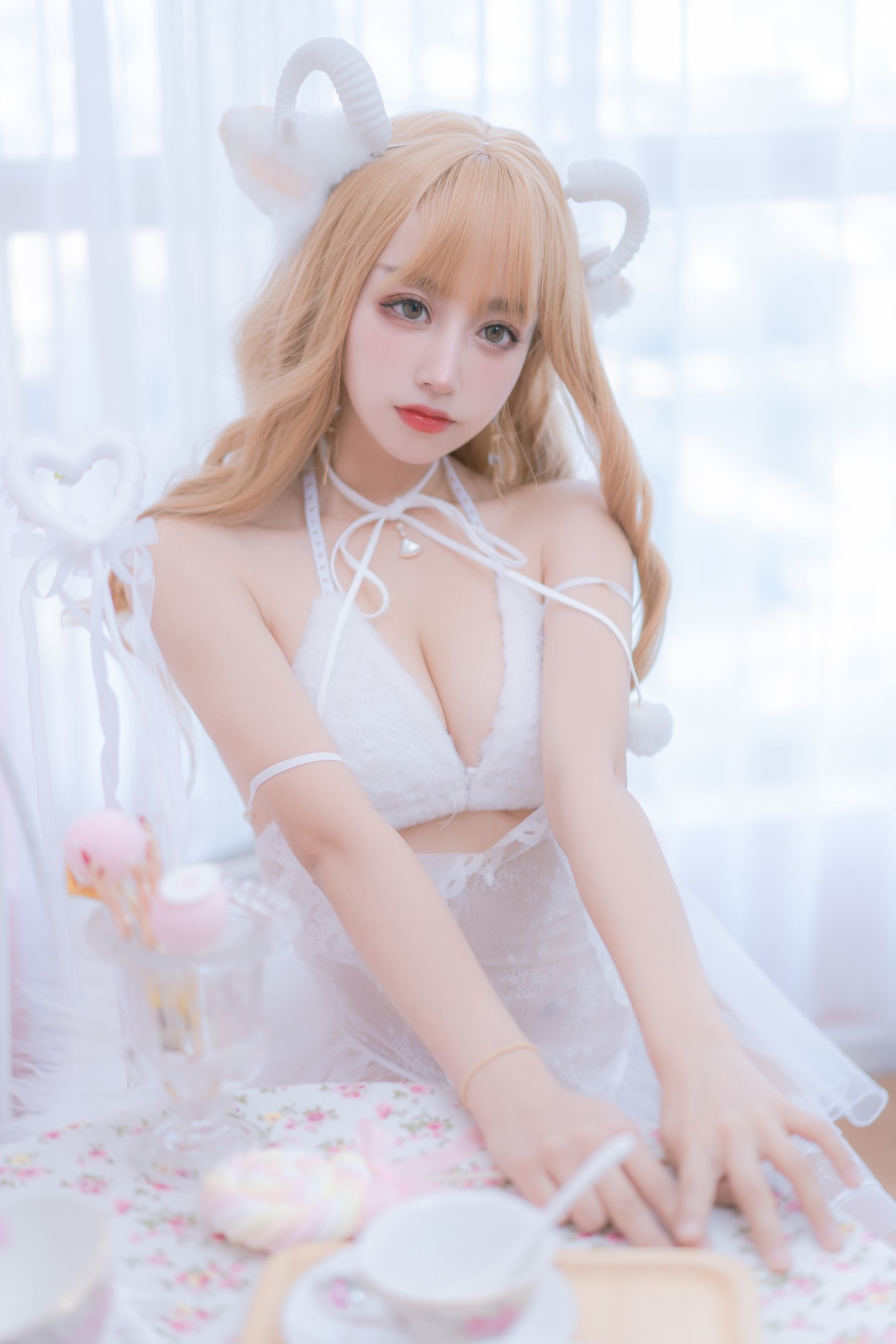 Phúc Lợi COS] Douyu Mi Tiên Tiên sama ảnh - Tiểu Dương Miêu sinh nhật hạn chế