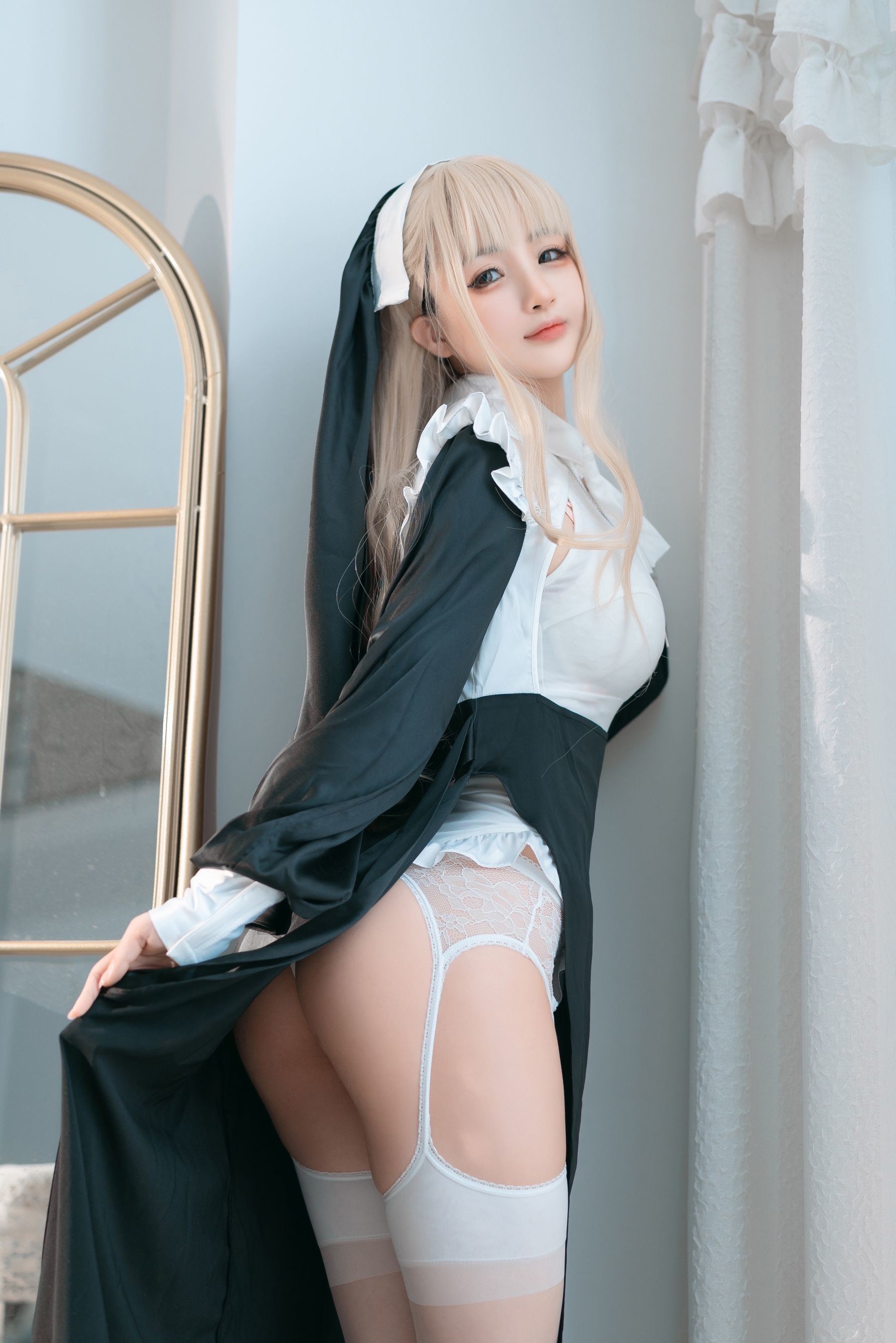 Welfare COS] Sakurai Nene - Nữ tu