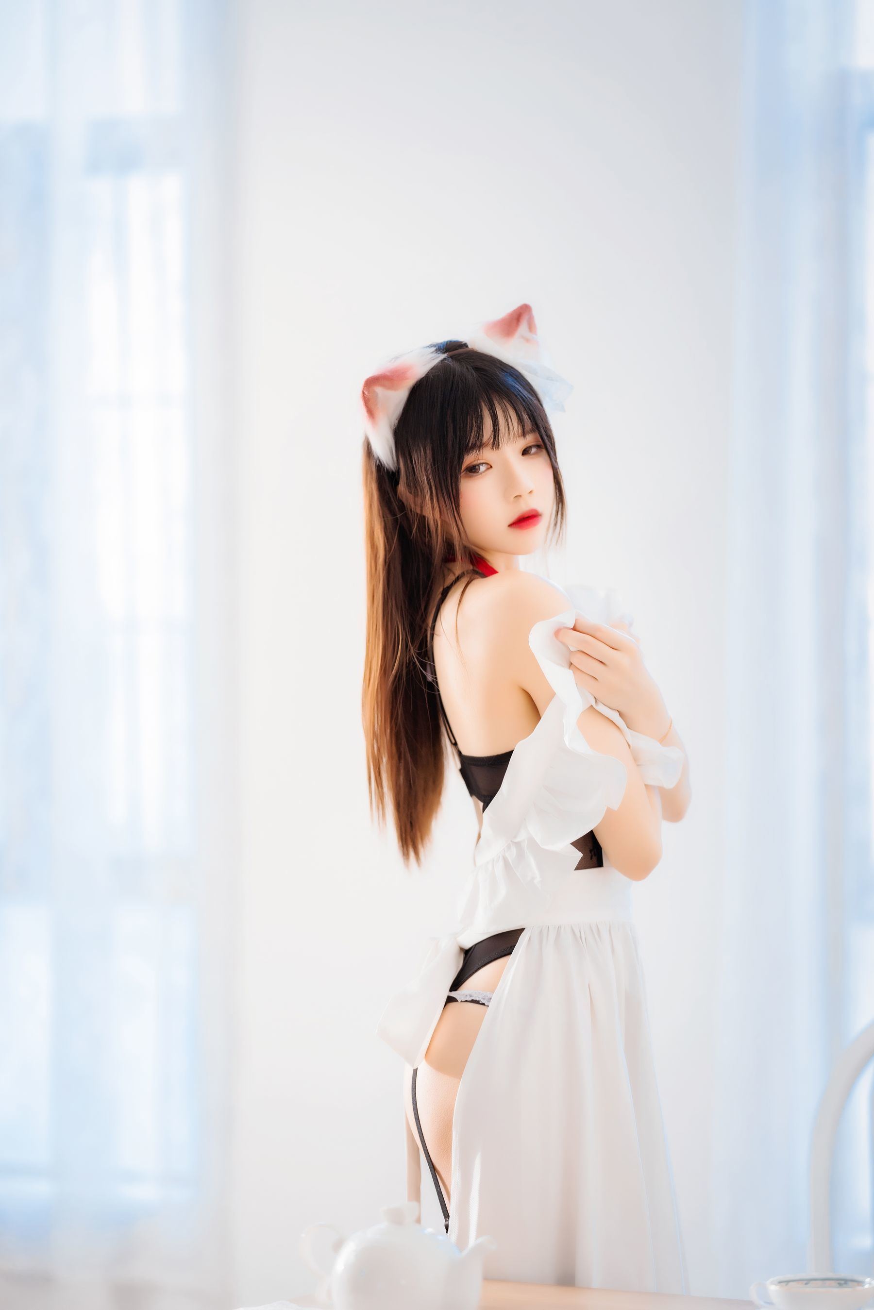 Welfare Cosplay] Sakurato Meow - Long Skirt Girl Shake