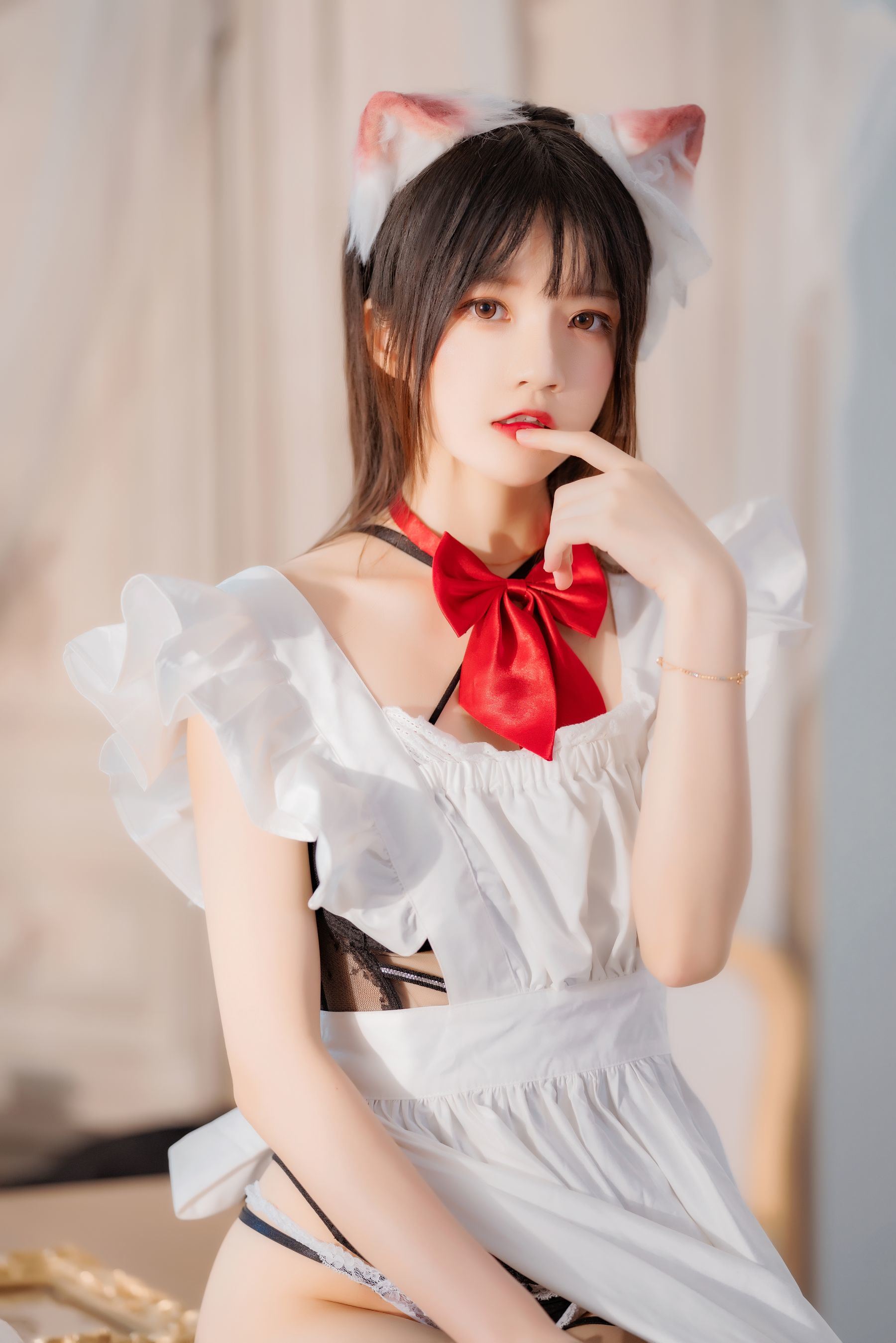 [福利COS] 桜桃喵 - 长裙妹抖