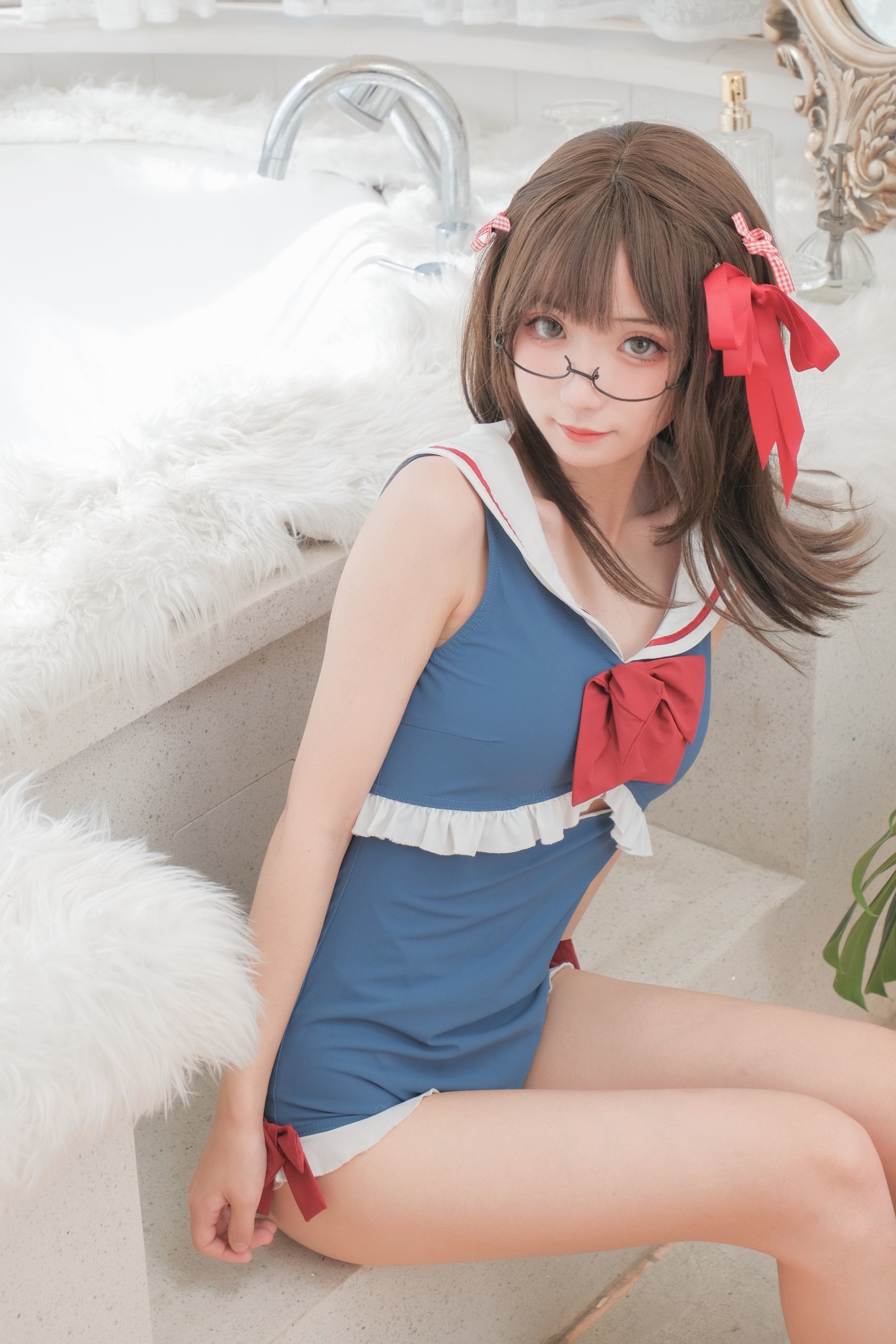 Phúc Lợi COS] Hoa Thất Hana - Bạch Tuyết Cơ Đồ Bơi