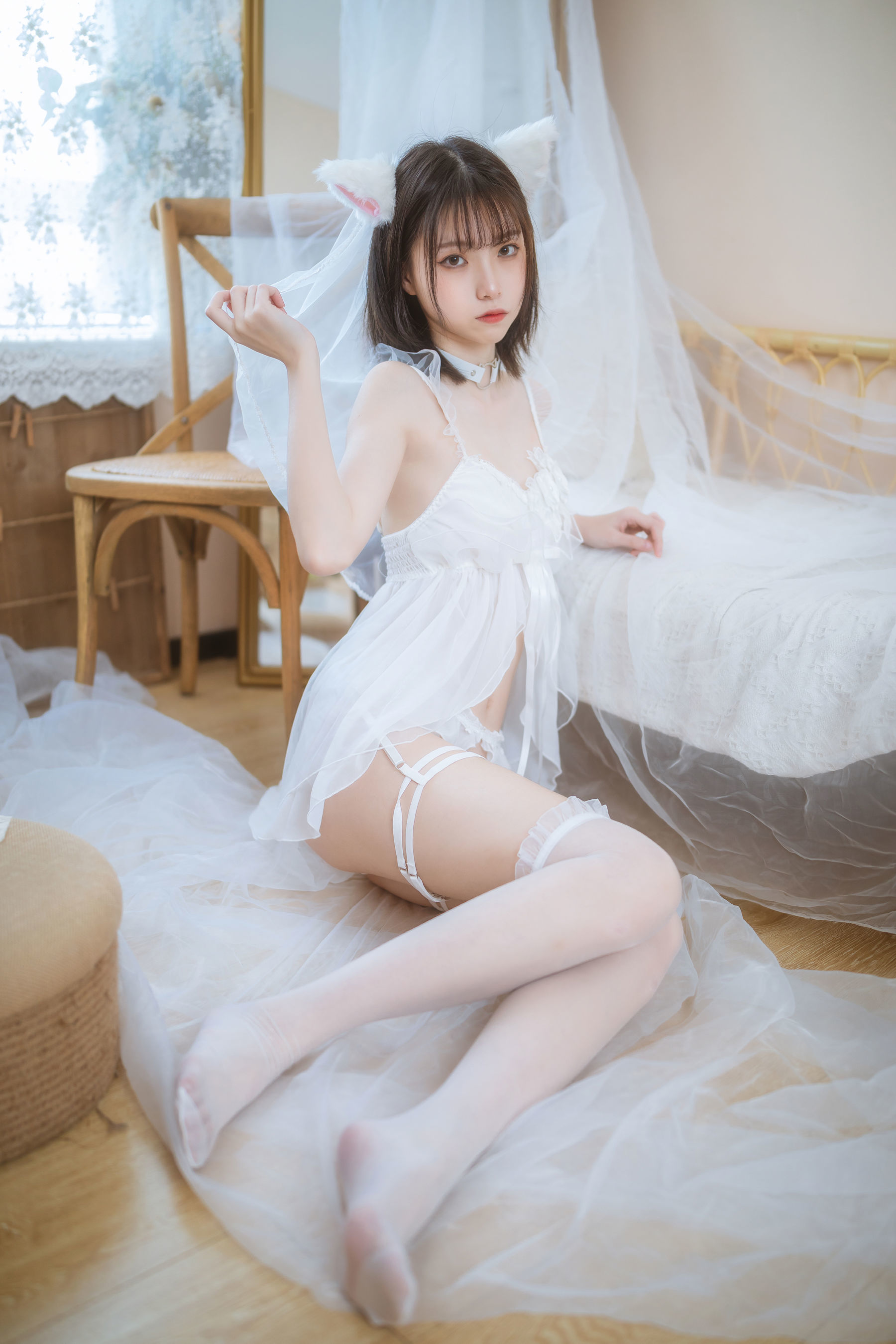 福利COS] 許嵐 - 少女白色裙