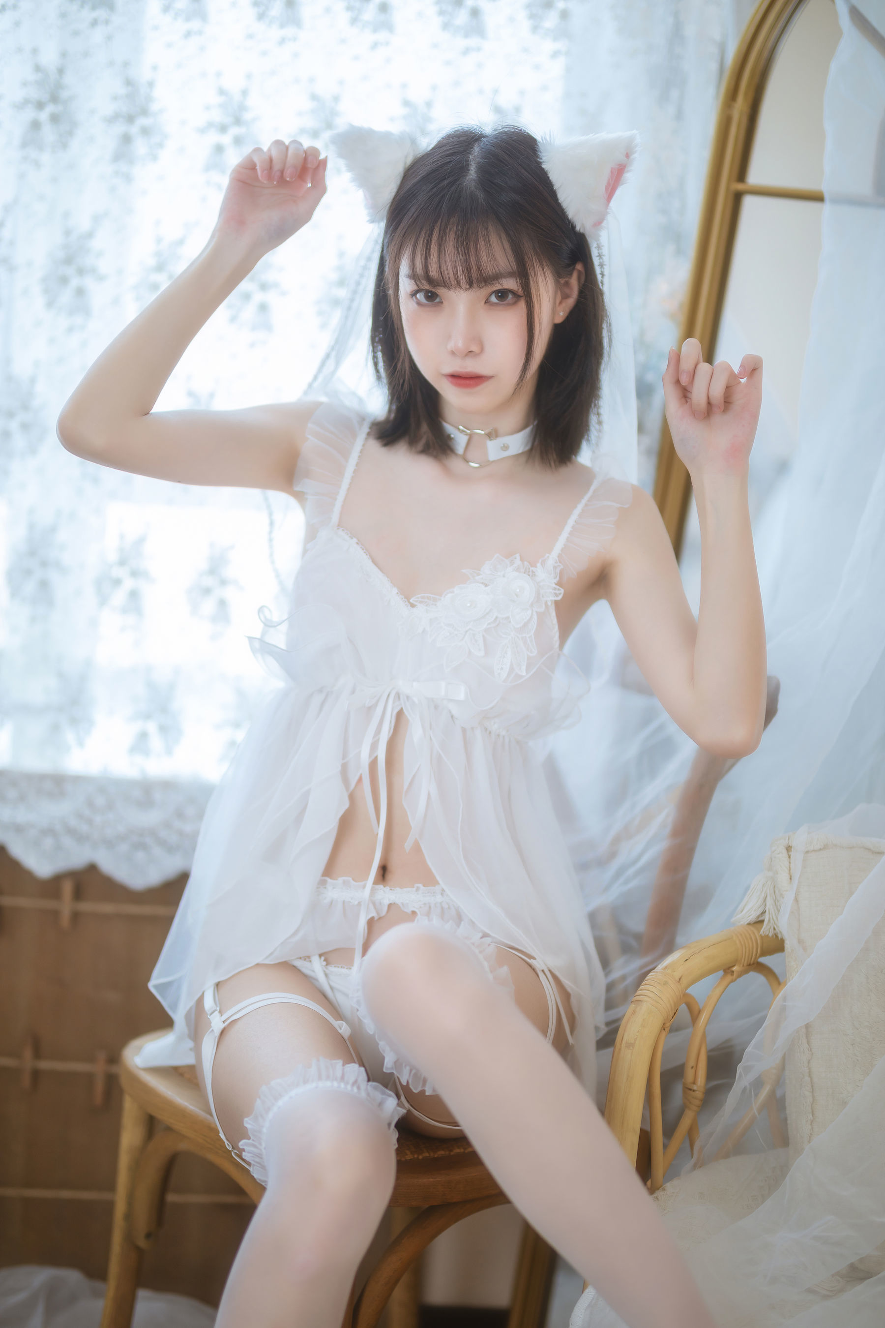 福利COS] 許嵐 - 少女白色裙