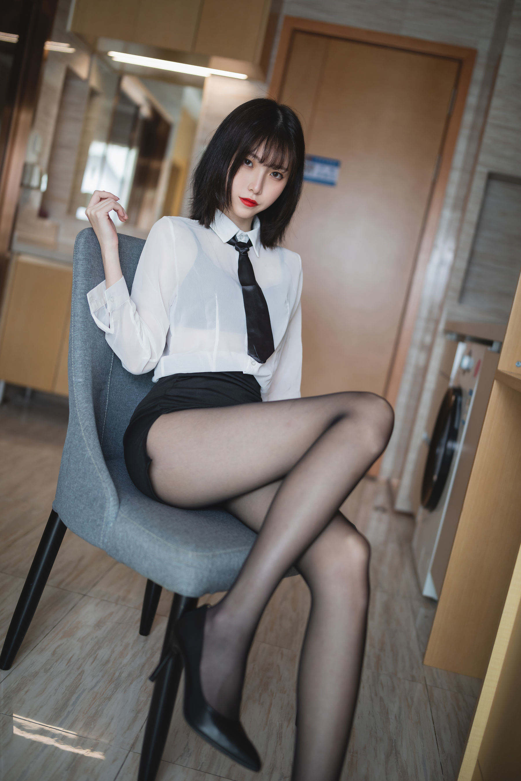 Cosplay Phúc Lợi] Hứa Lam - Đồng phục OL