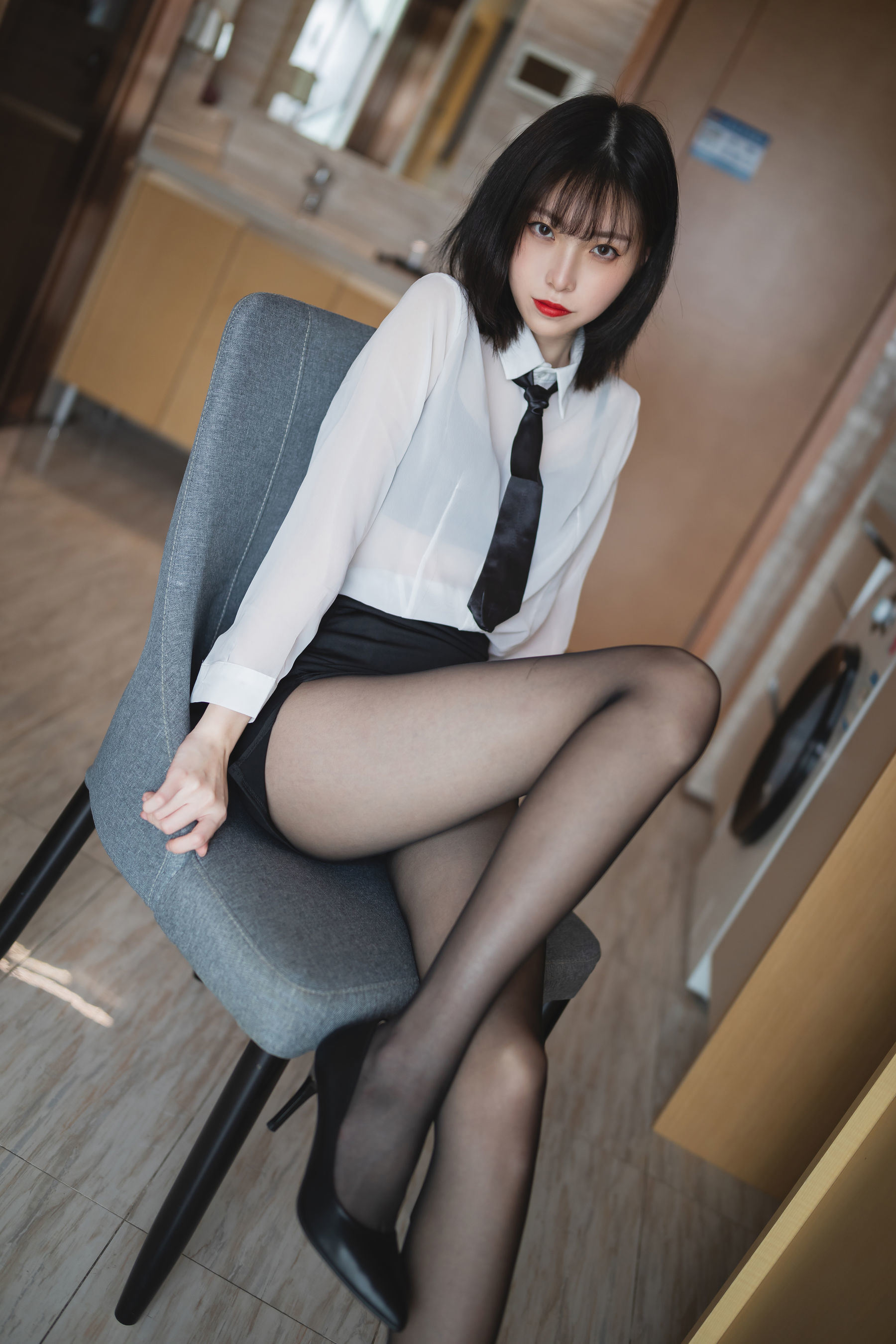 Cosplay Phúc Lợi] Hứa Lam - Đồng phục OL