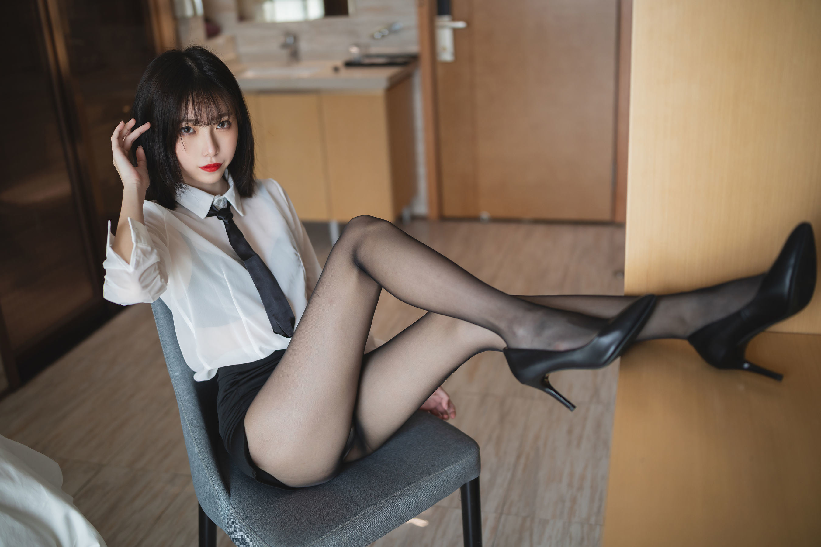 福利COS] 許嵐 - OL制服