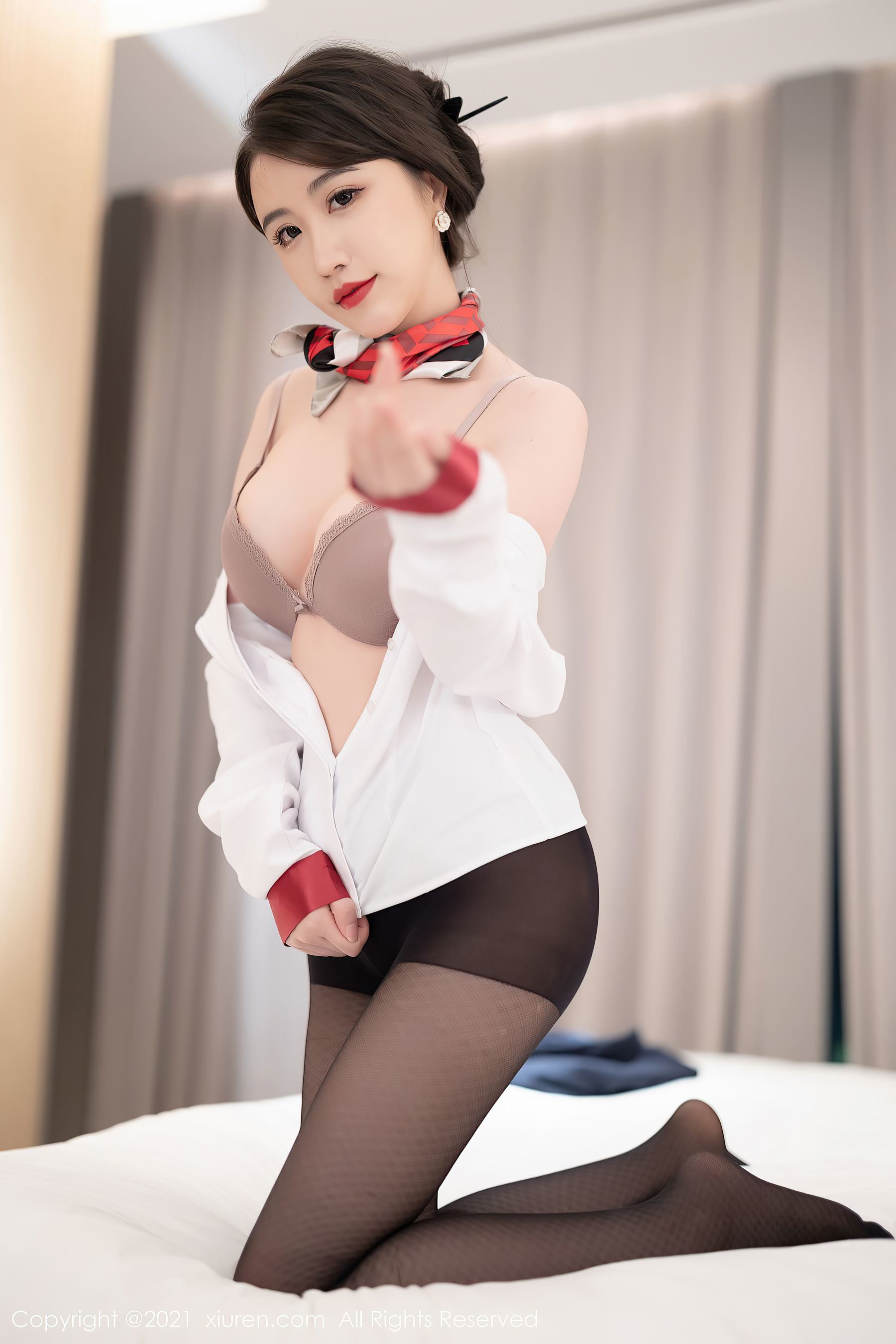 XiuRen] No.4091 Cherry Phi Nguyệt Anh