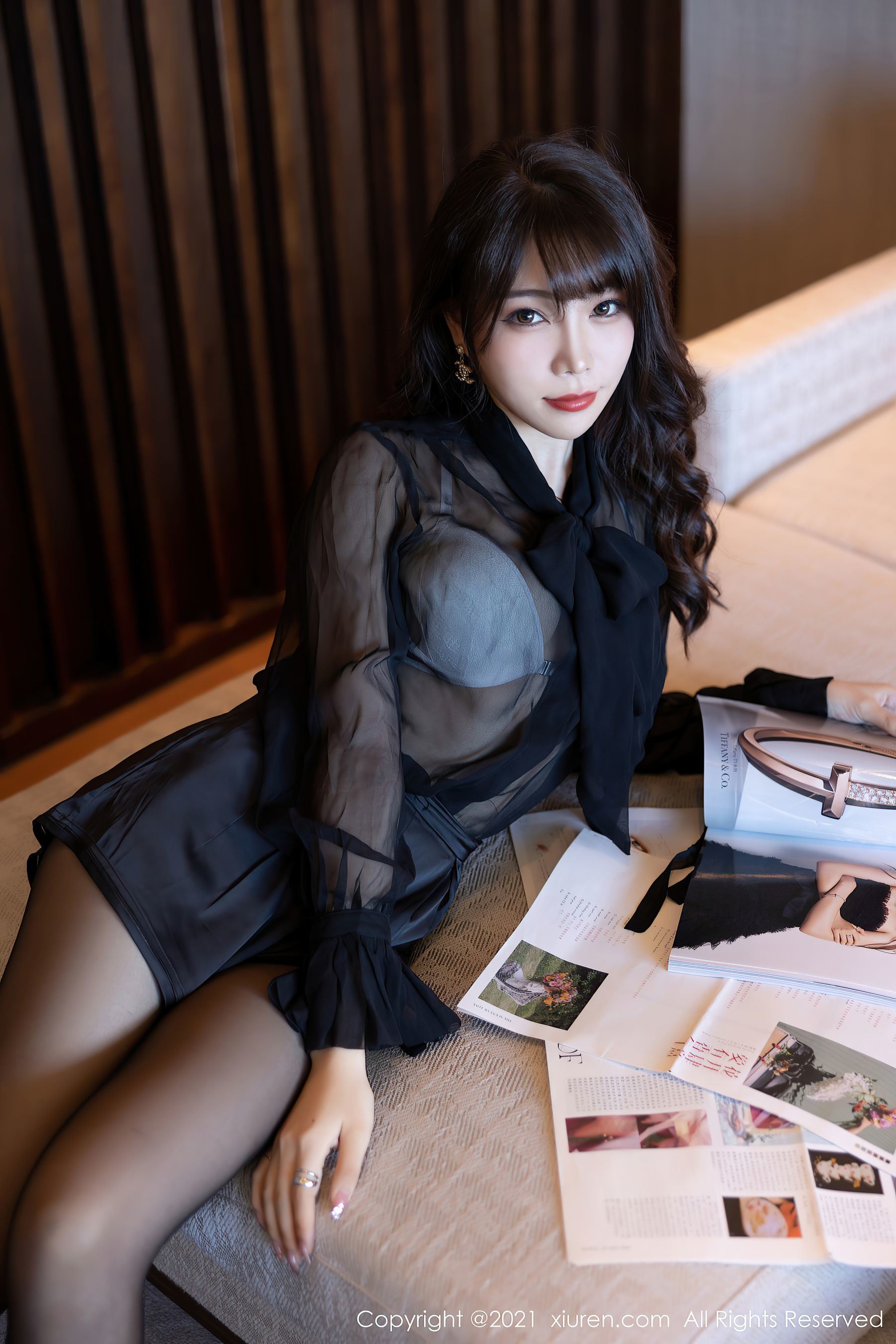 XiuRen] No.4114 Zhi Zhi Booty