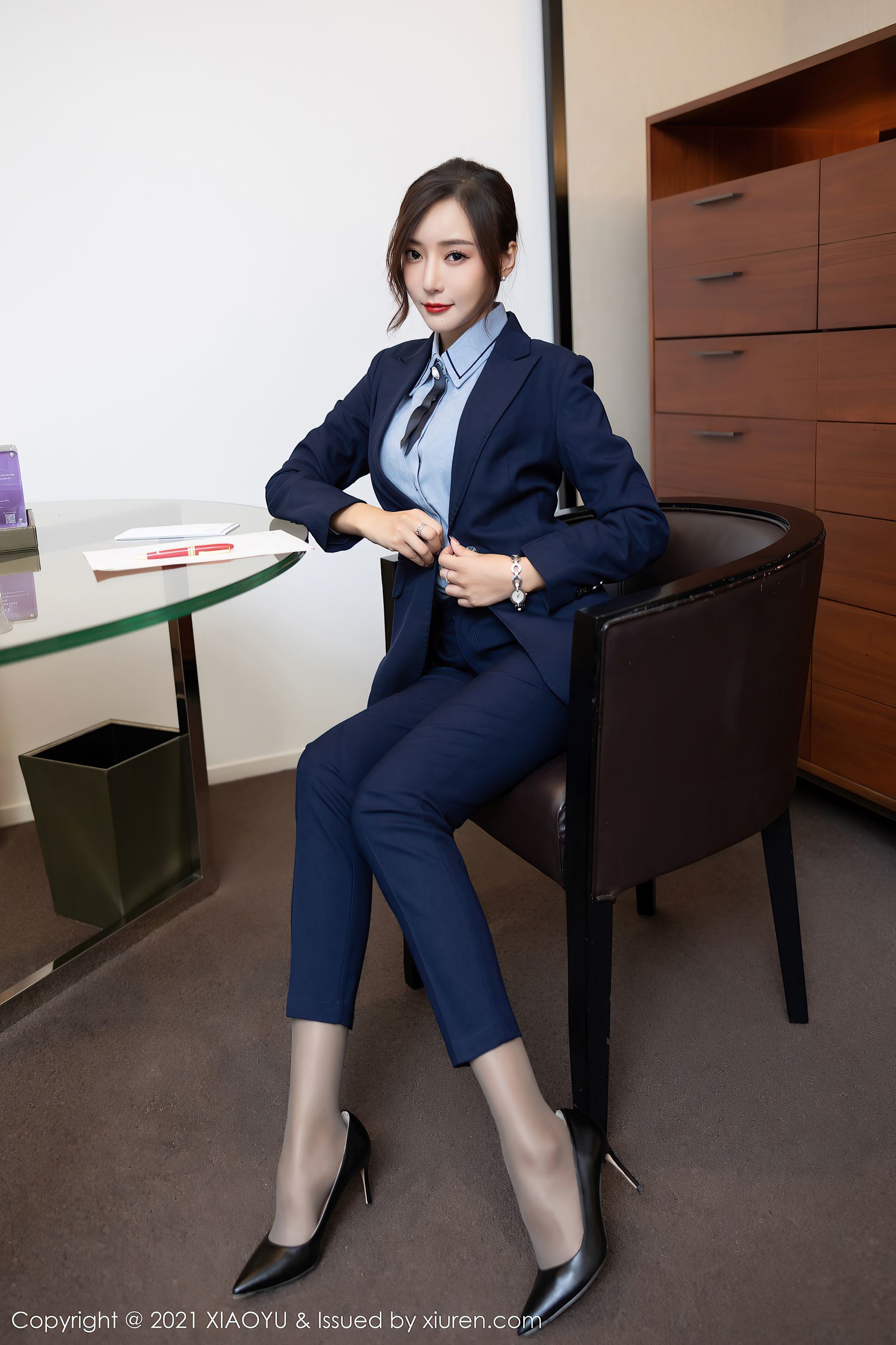 XIAOYU Vol.639 王馨瑤Yanni 辦公室白領寫真