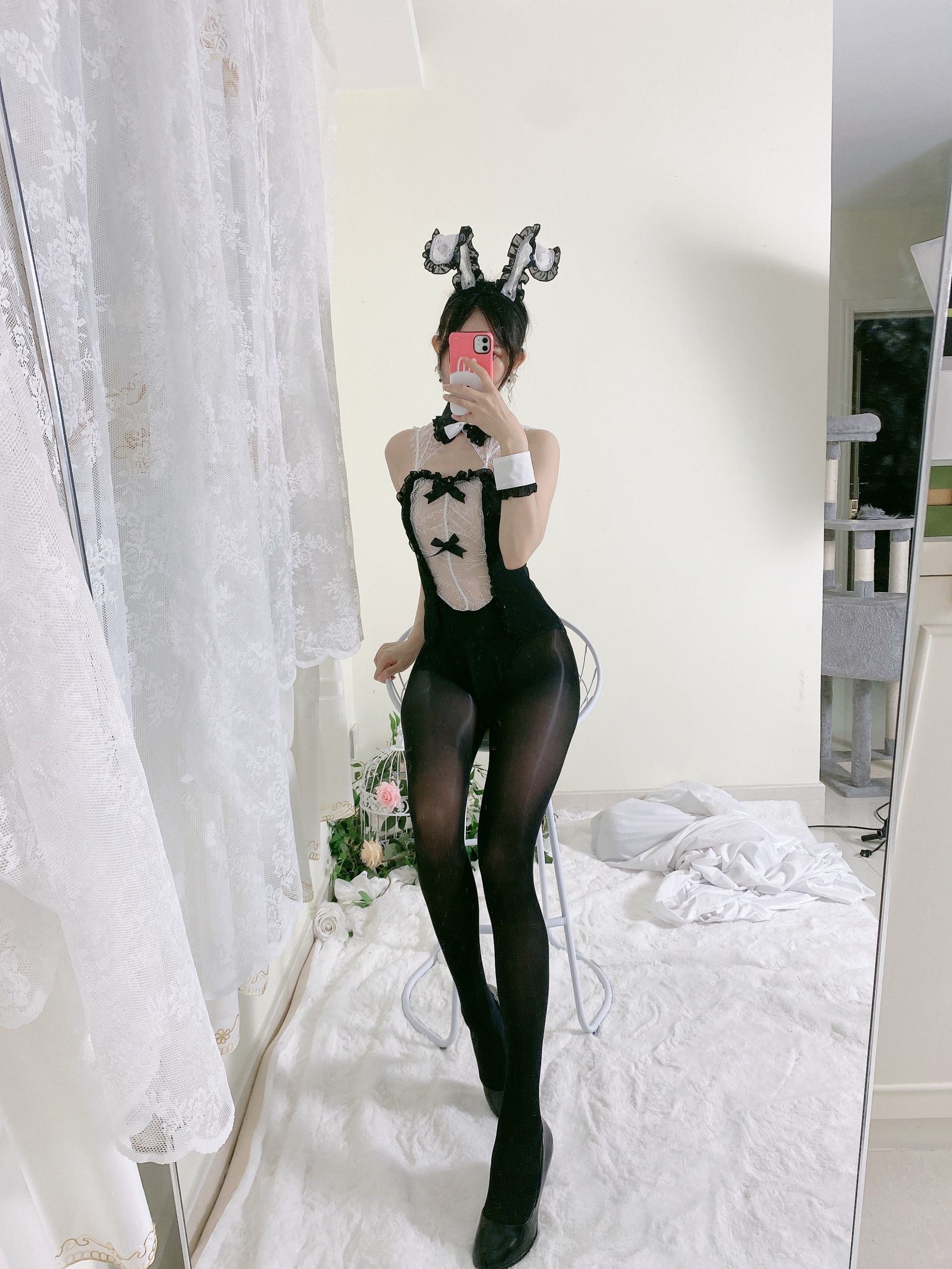 Welfare COS] 51 Jiang - Shiny Socks