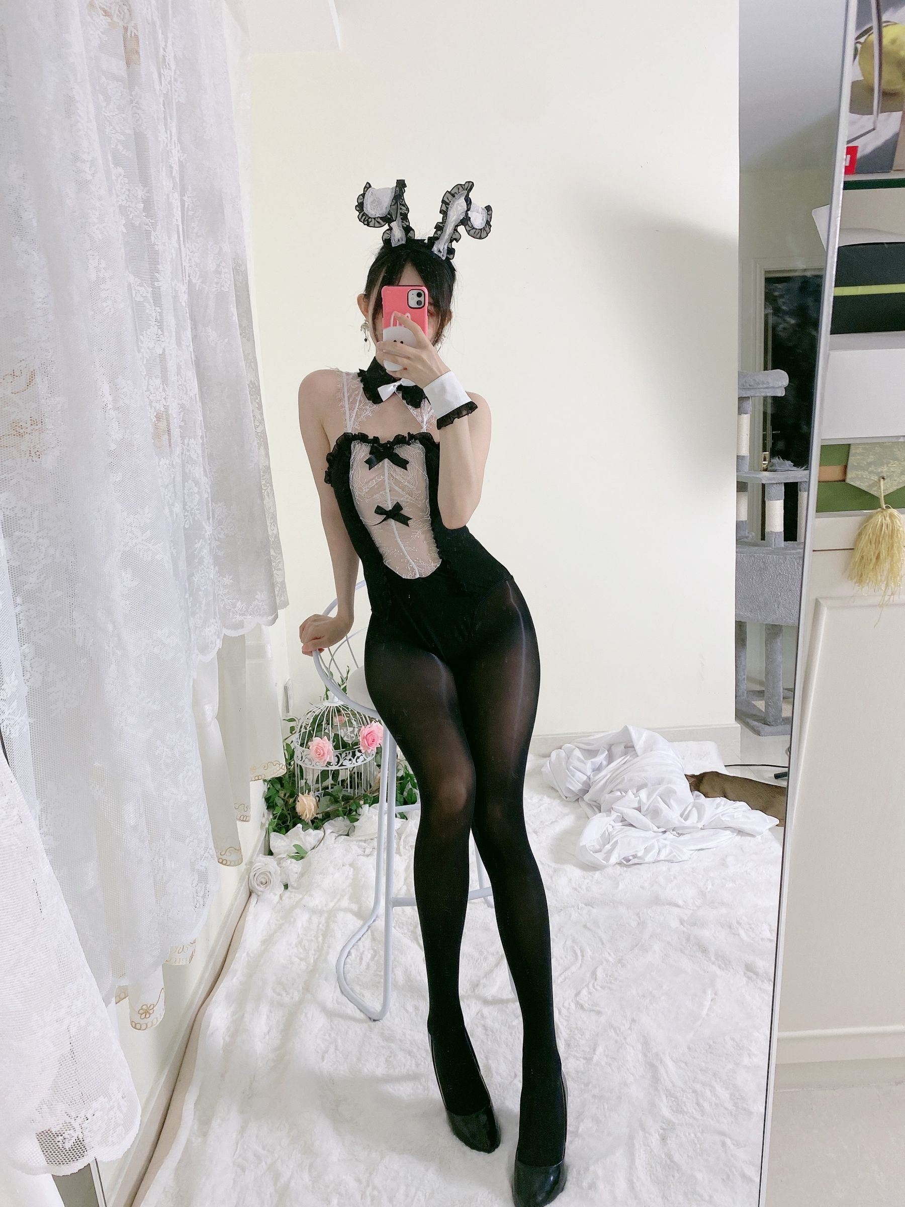 Welfare COS] 51 Jiang - Shiny Socks