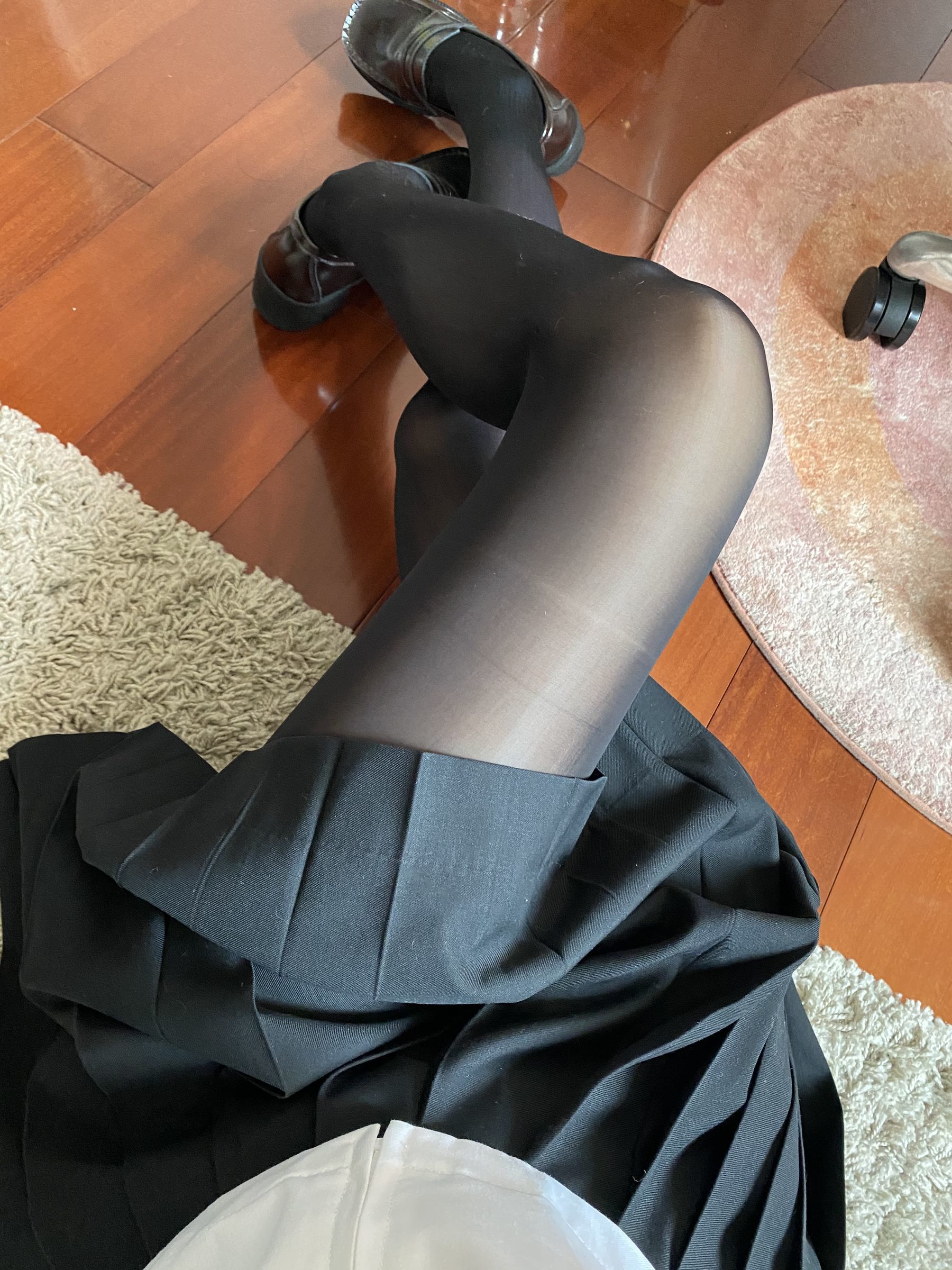 Welfare COS] 51 Jiang - Shiny Socks