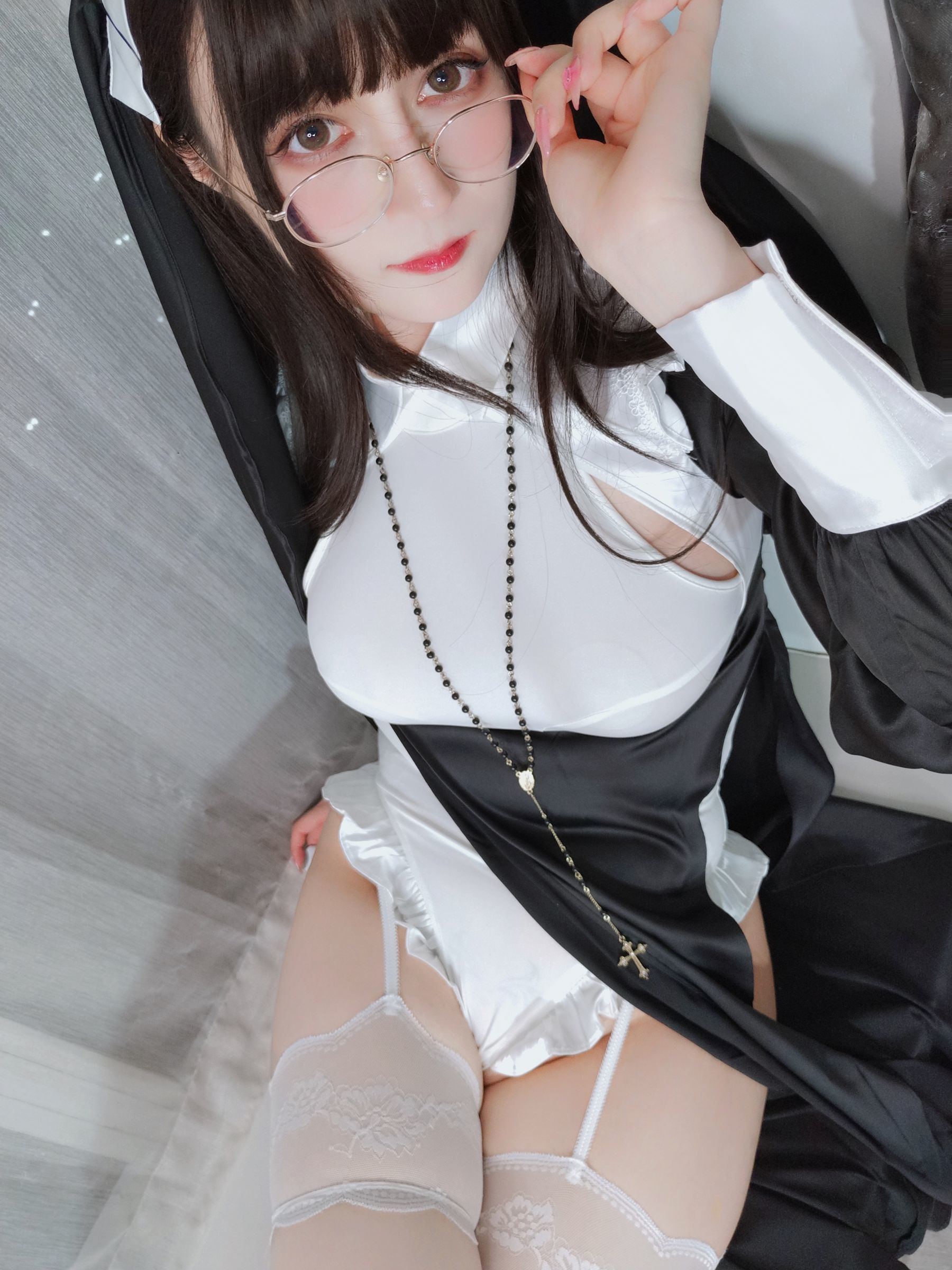 福利COS] Coserお姉さん白銀 - 修女