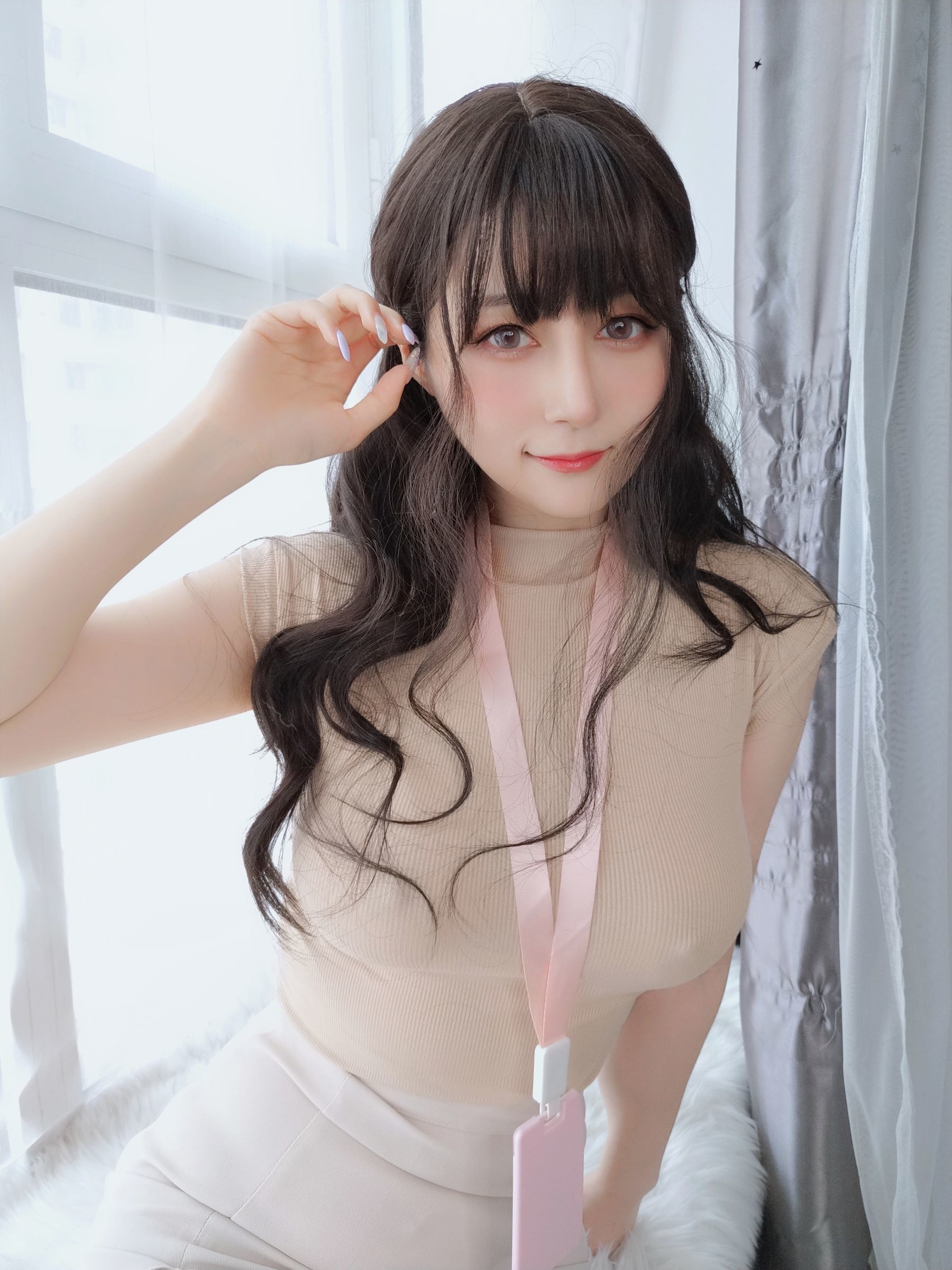 Welfare COS] Coser Xiaojie Baiyin - Do you want to drink water, senpai?
