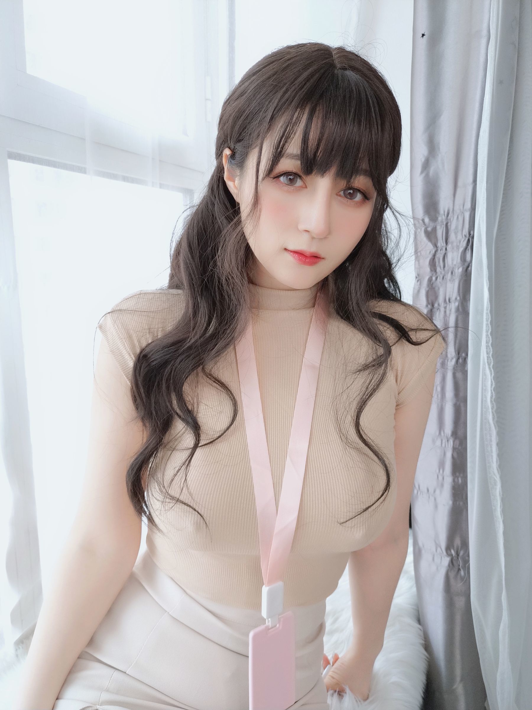 Welfare COS] Coser Xiaojie Baiyin - Do you want to drink water, senpai?
