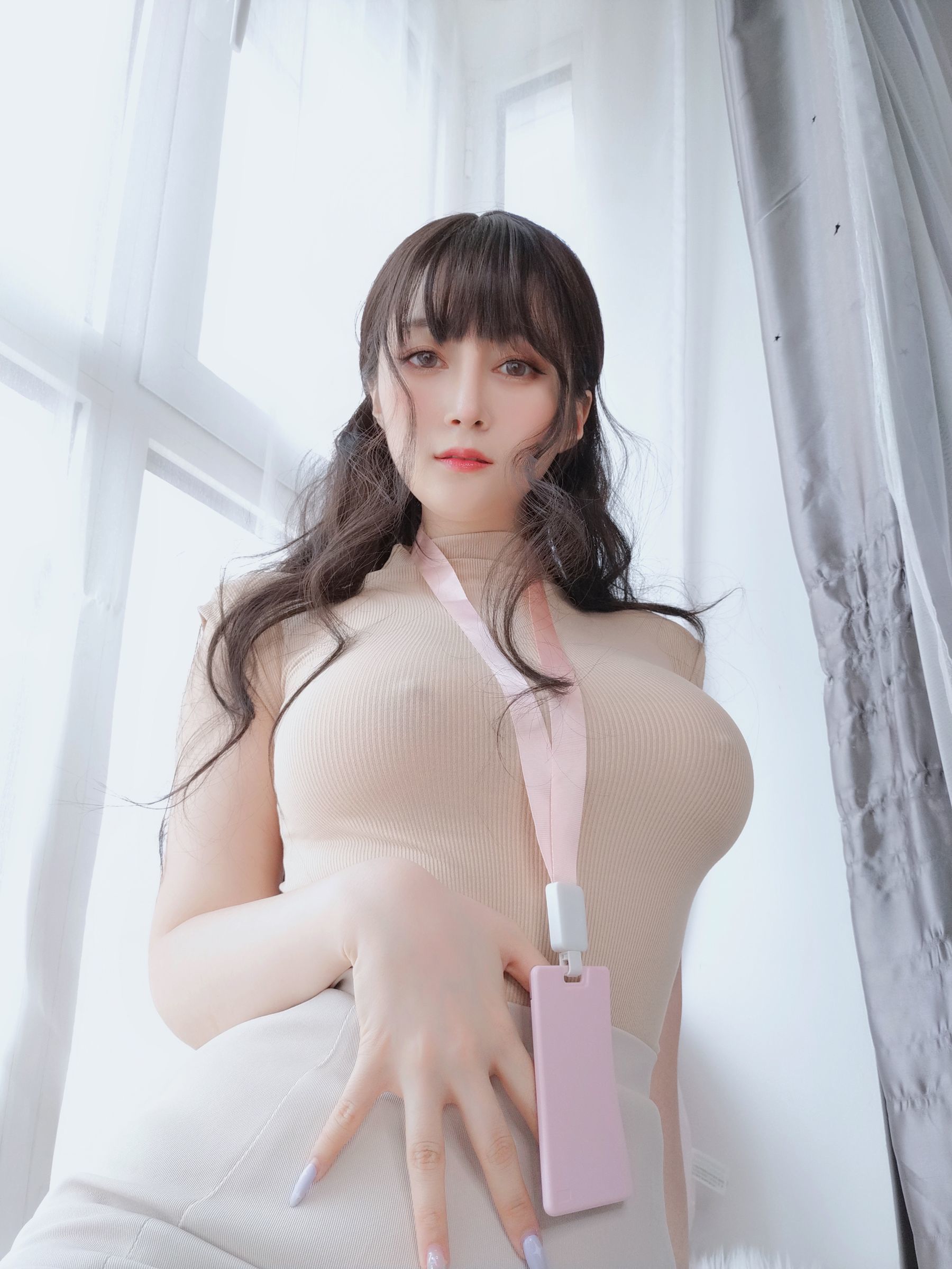Welfare COS] Coser Xiaojie Baiyin - Do you want to drink water, senpai?