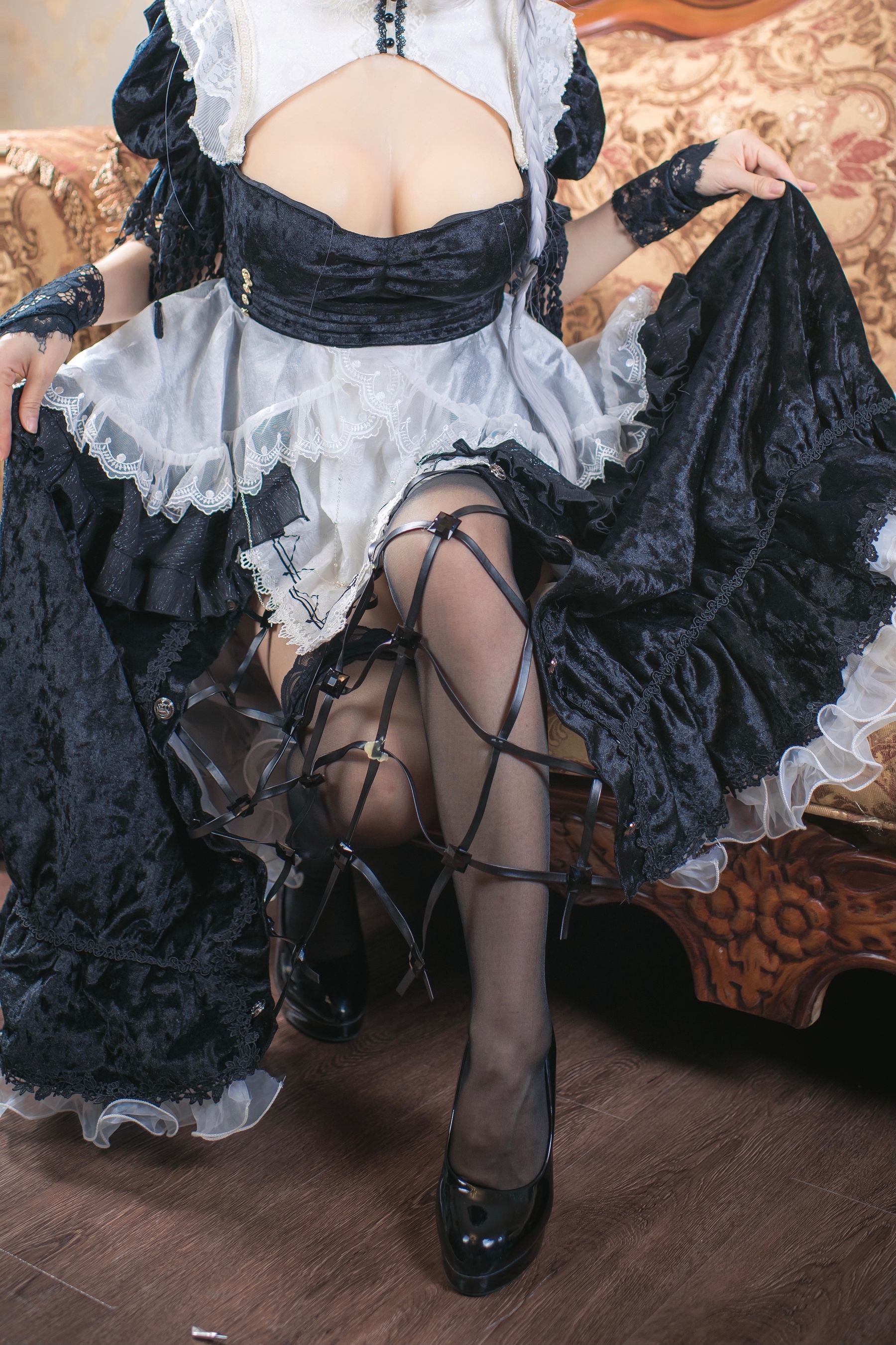 Phúc lợi COS] Coser Yiyi - Hermine