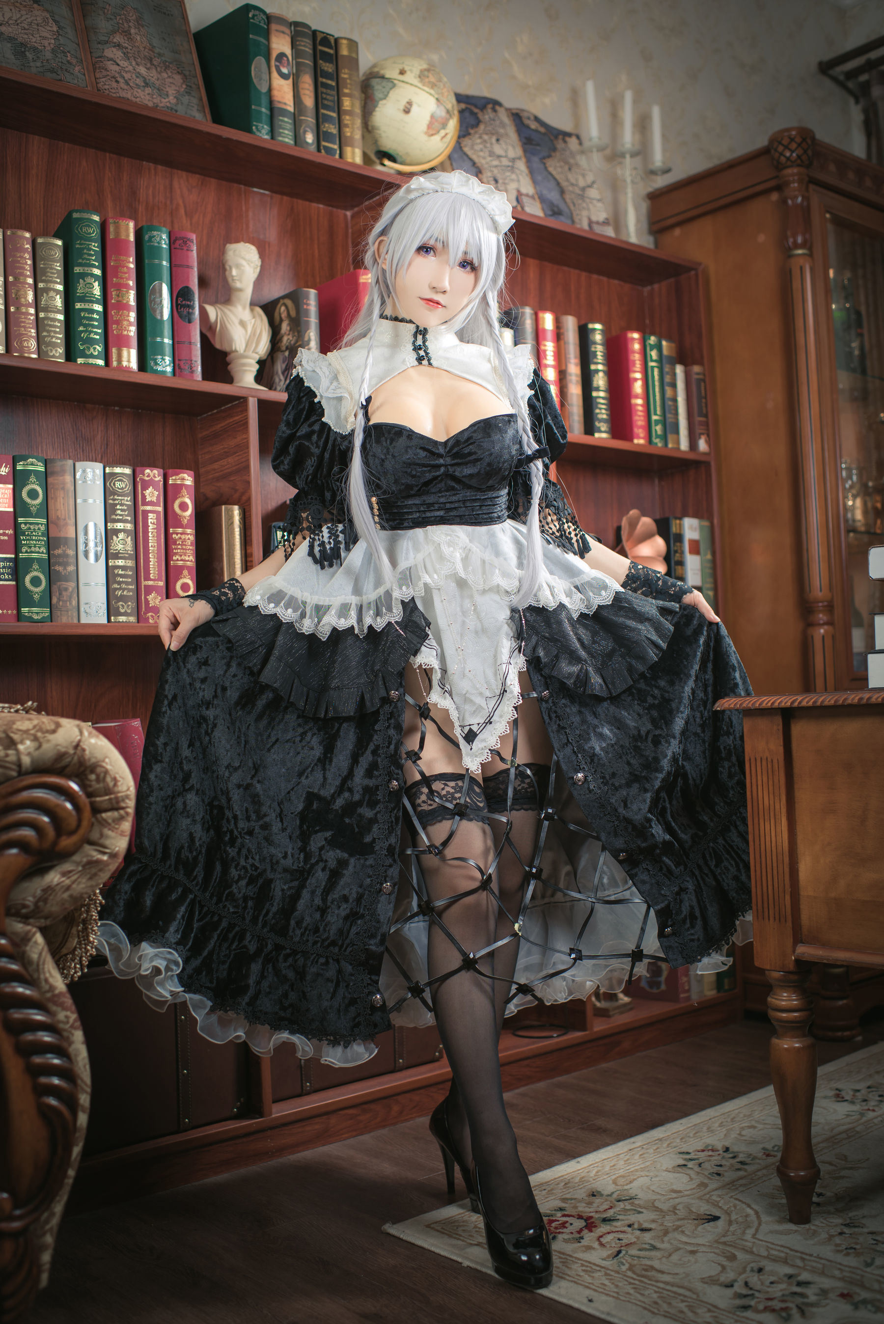 Phúc lợi COS] Coser Yiyi - Hermine