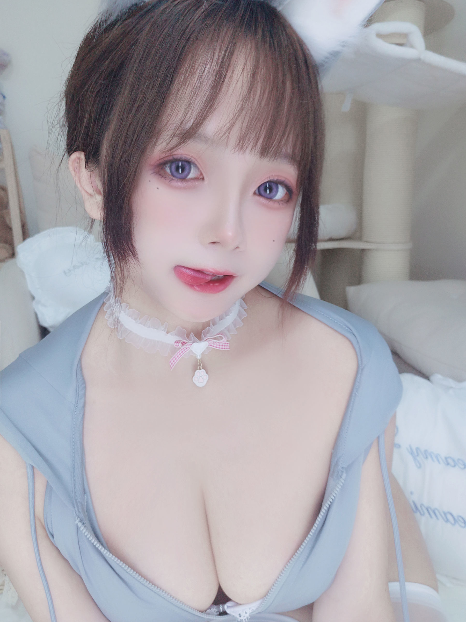 福利COS] Cosplay日奈嬌 - 兔兔衛衣