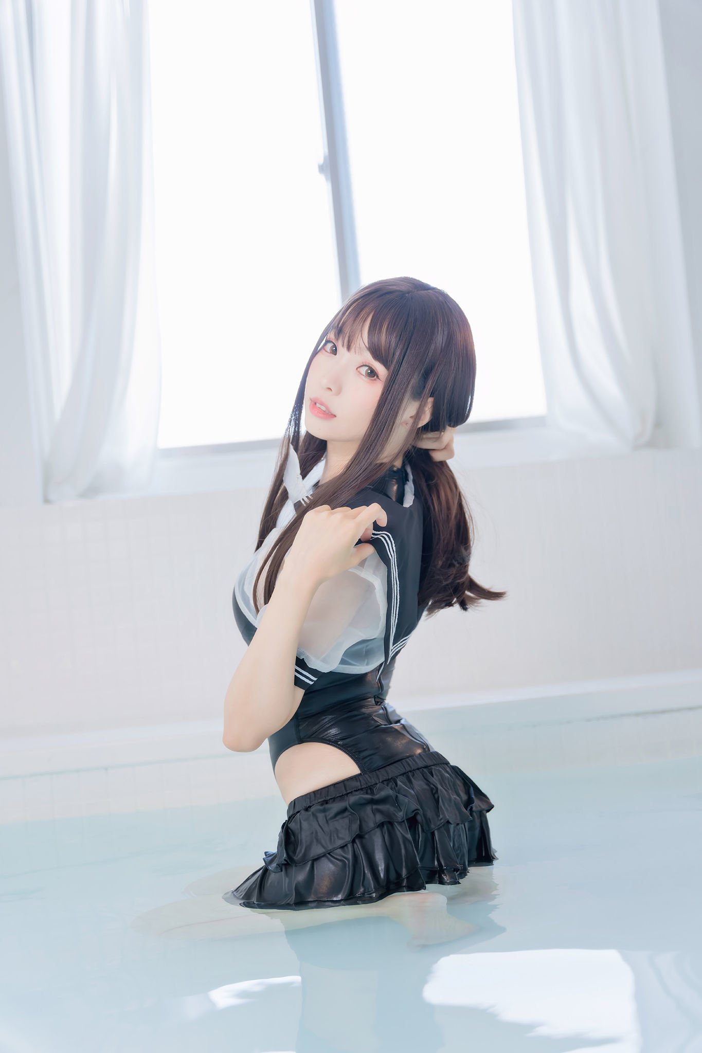 Welfare COS] Ely_eee(ElyEE Tử) - Áo bơi đua