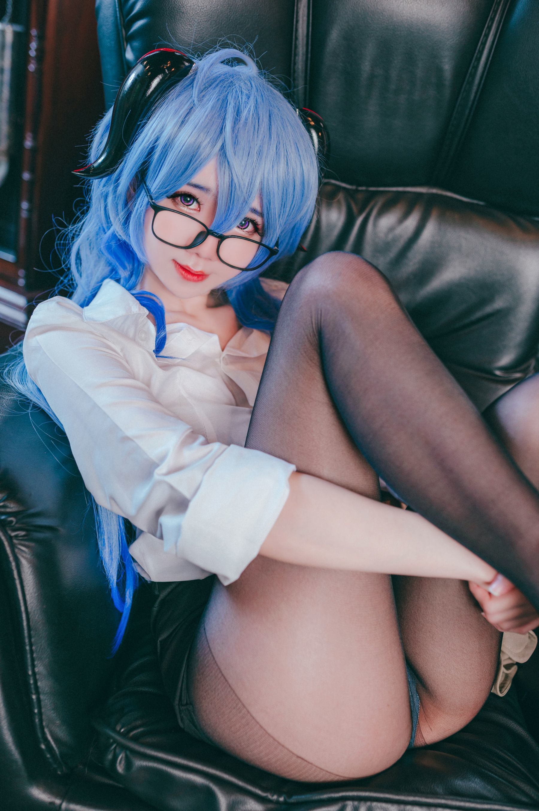 Welfare Cosplay: Sally Dorasnow - Ganyu OL