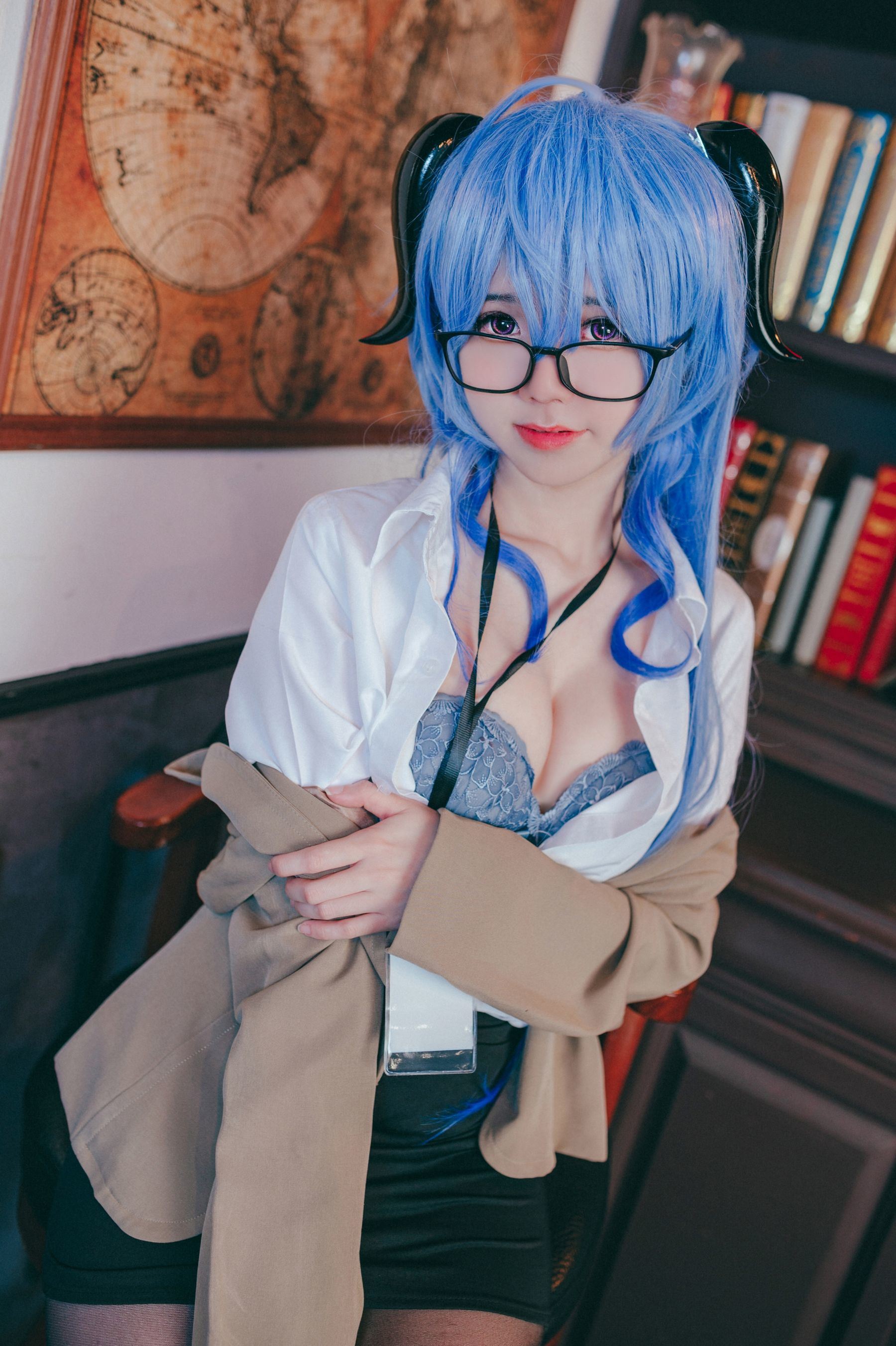 Welfare Cosplay: Sally Dorasnow - Ganyu OL