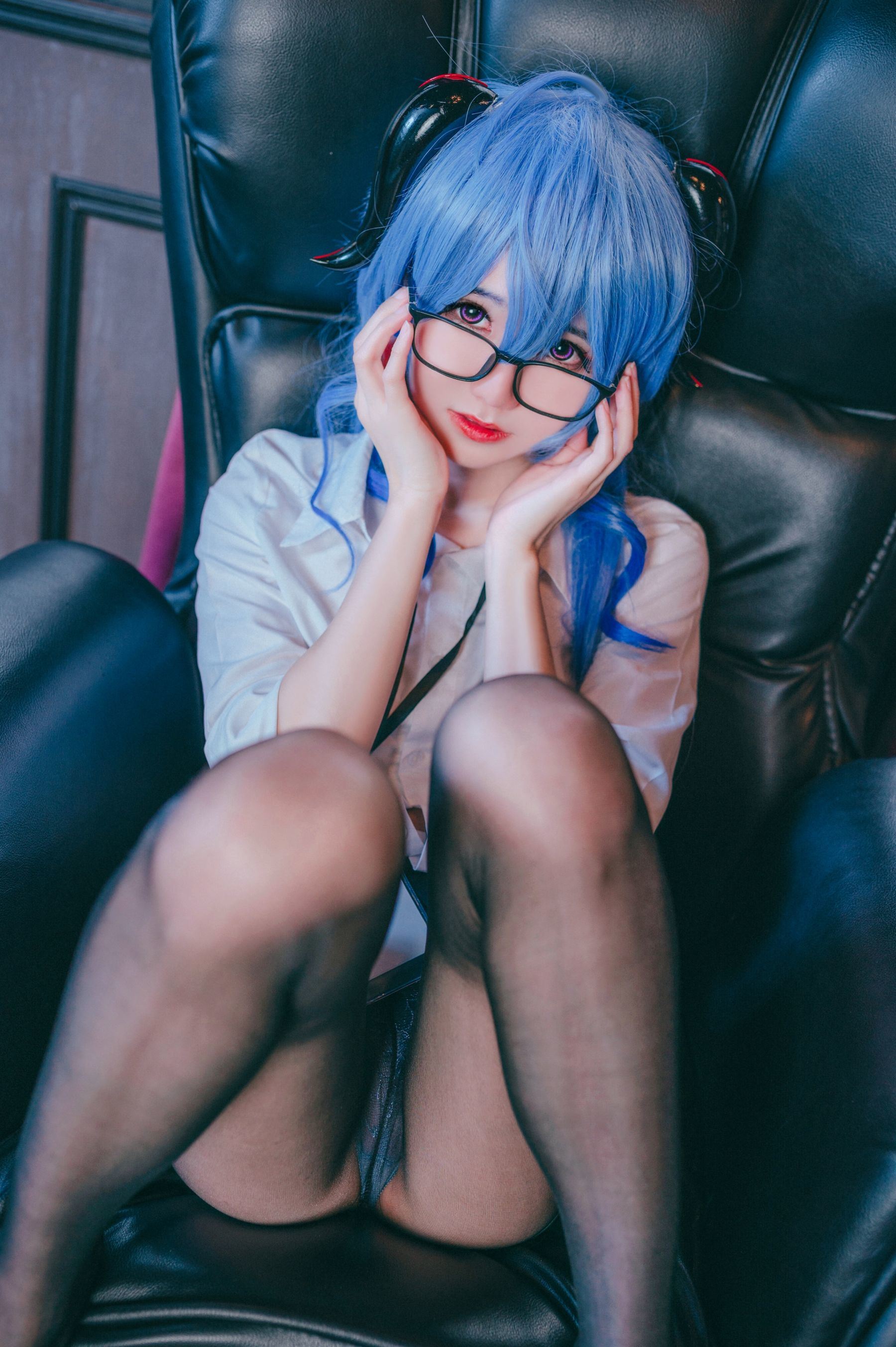 福利COS] 莎莉·多拉斯諾 - 甘雨 OL