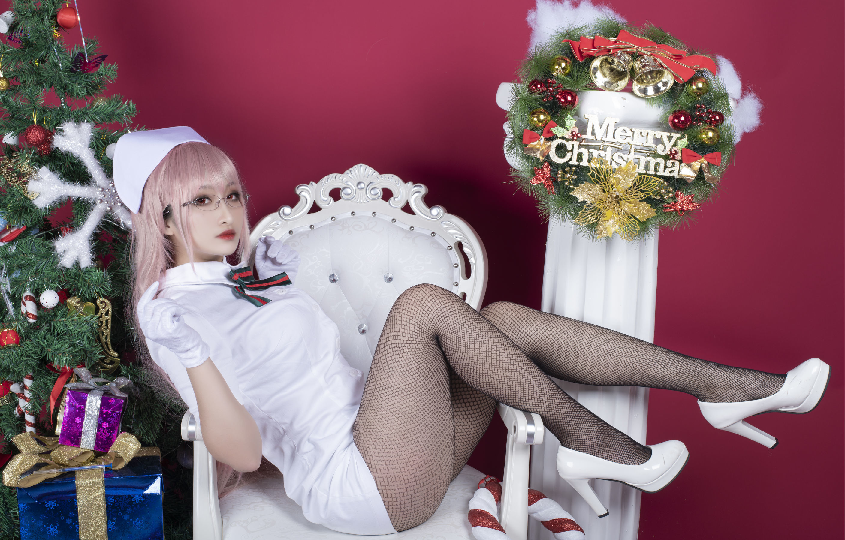 福利COS] 動漫博主洛璃 belle SAMA - 聖誕南丁格尔