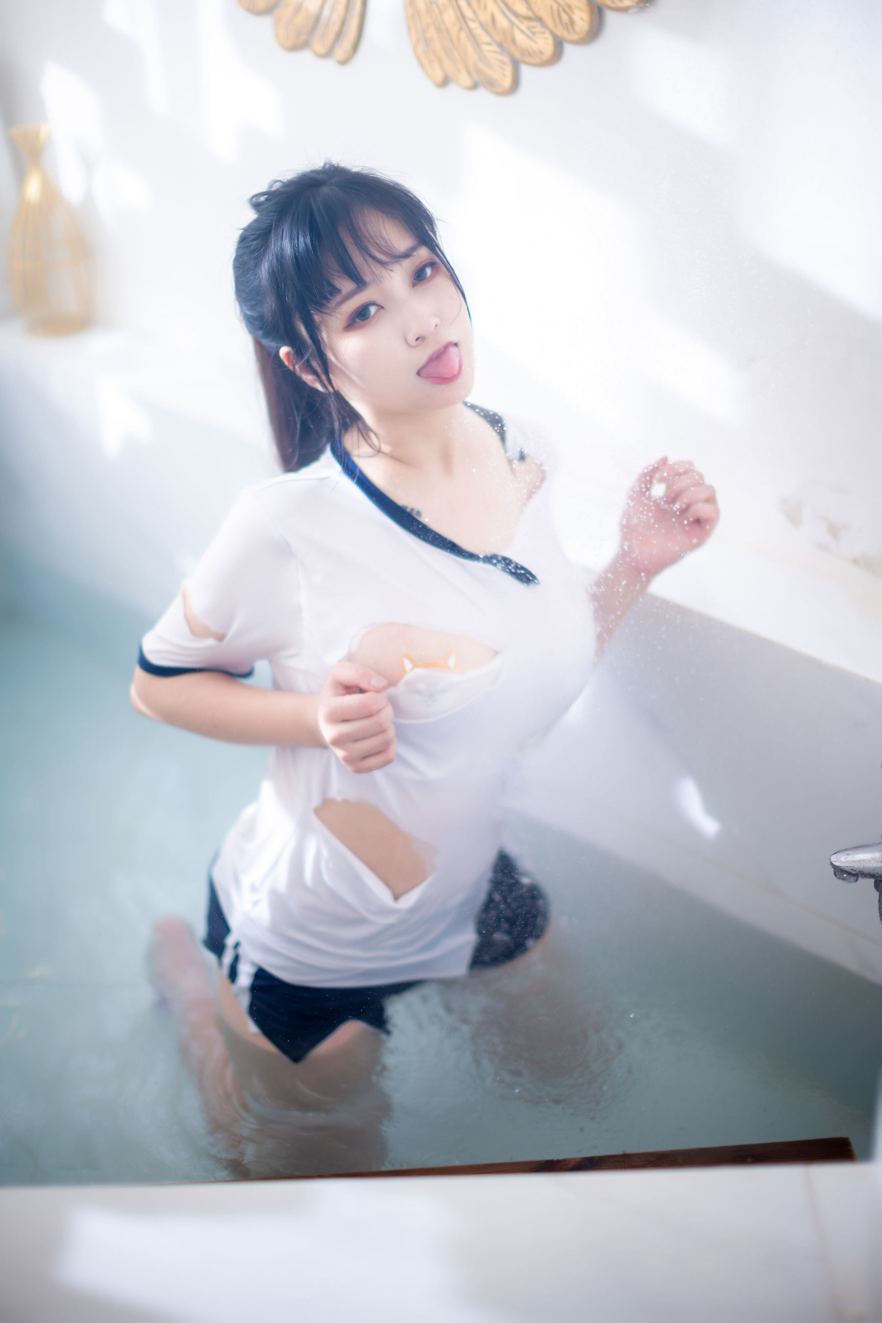 ファンサービスCOS] 奇行家狗崽 - 浴場の体操服