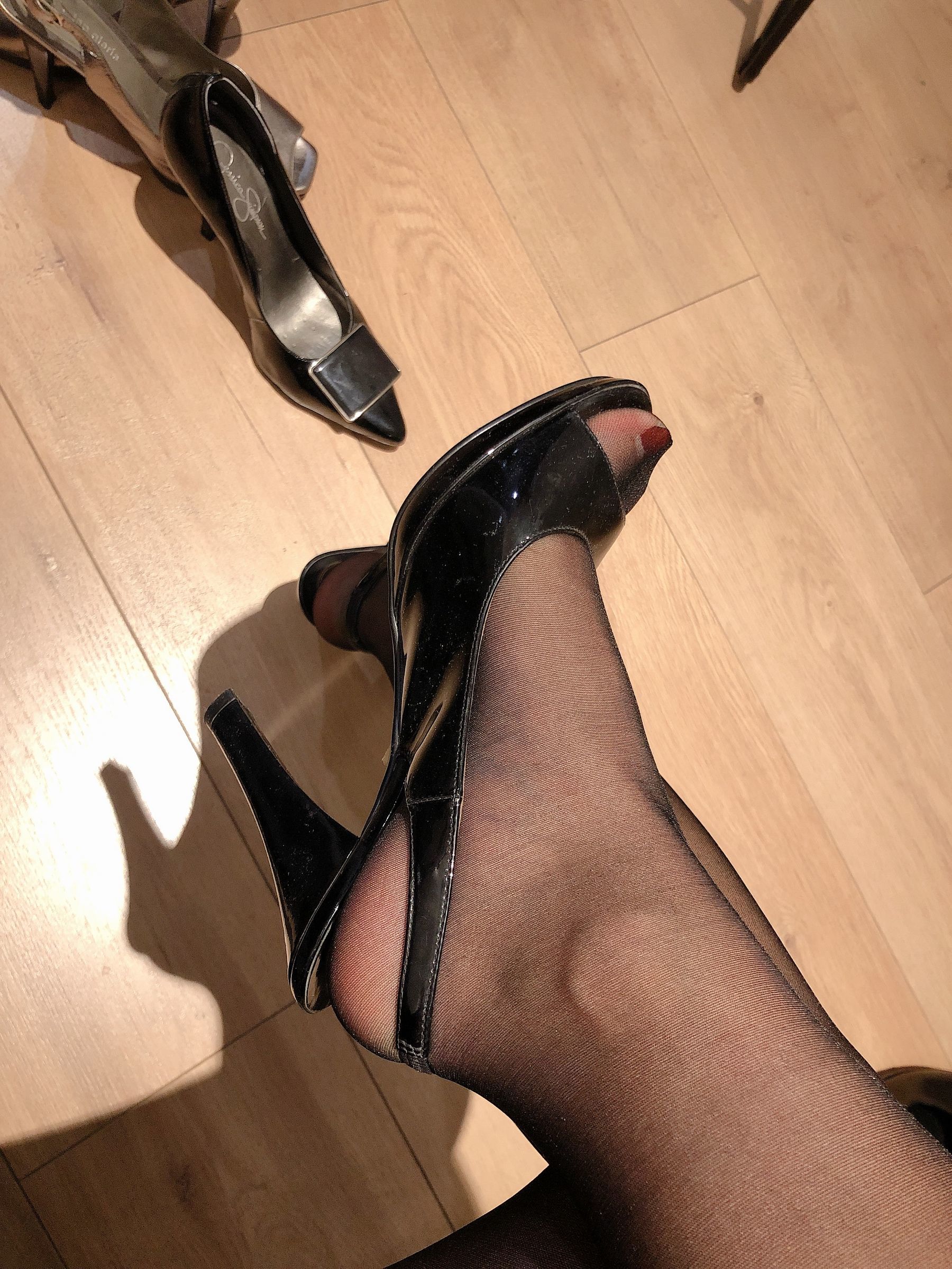 Welfare COS] An Qiao Qiao Er (Nia Qiao Qiao) No.003 Mother's High Heels