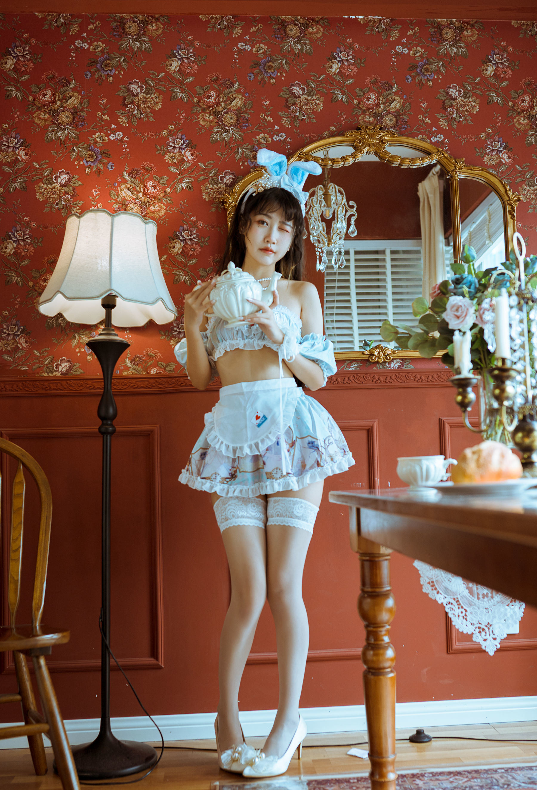 福利COS] 微博人氣Coser不呆猫 - 兔子女友