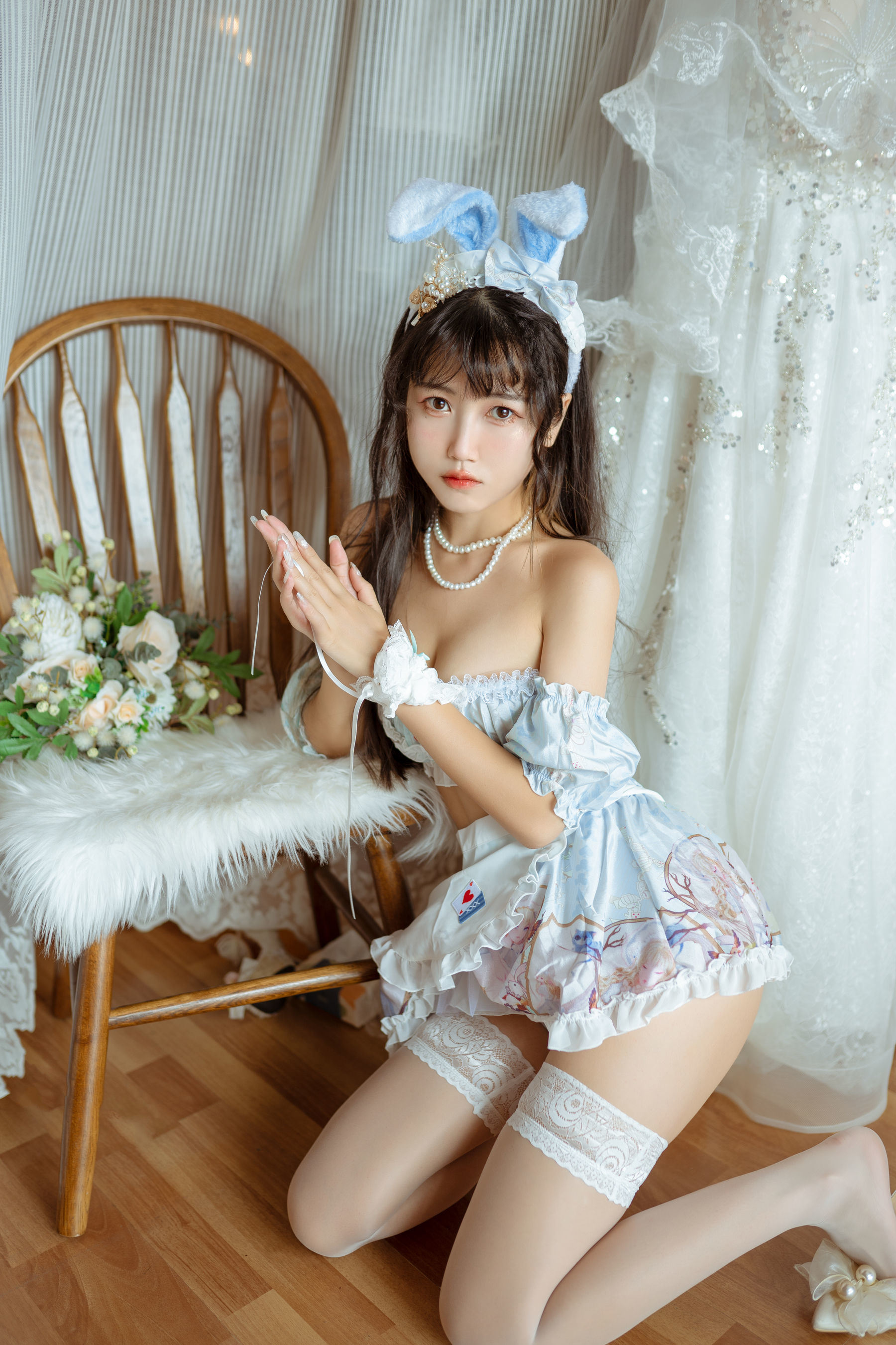 福利COS] 微博人氣Coser不呆猫 - 兔子女友