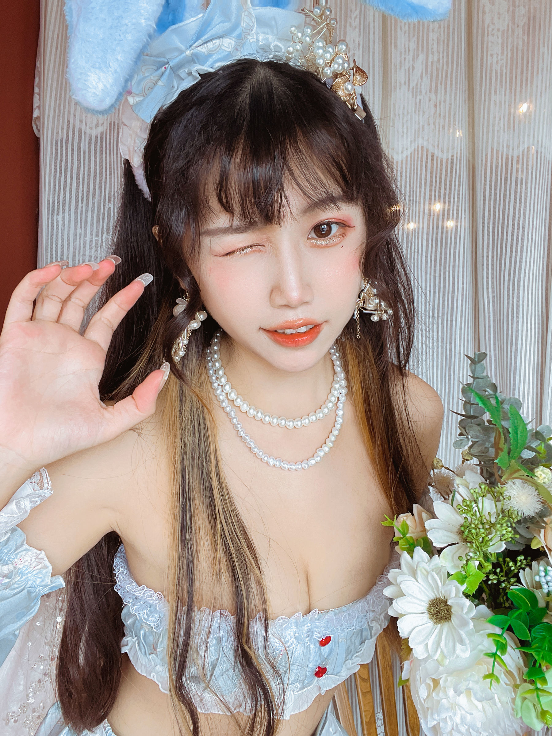 Welfare COS] Weibo Popular Coser Bu Dai Mao - Rabbit Girlfriend