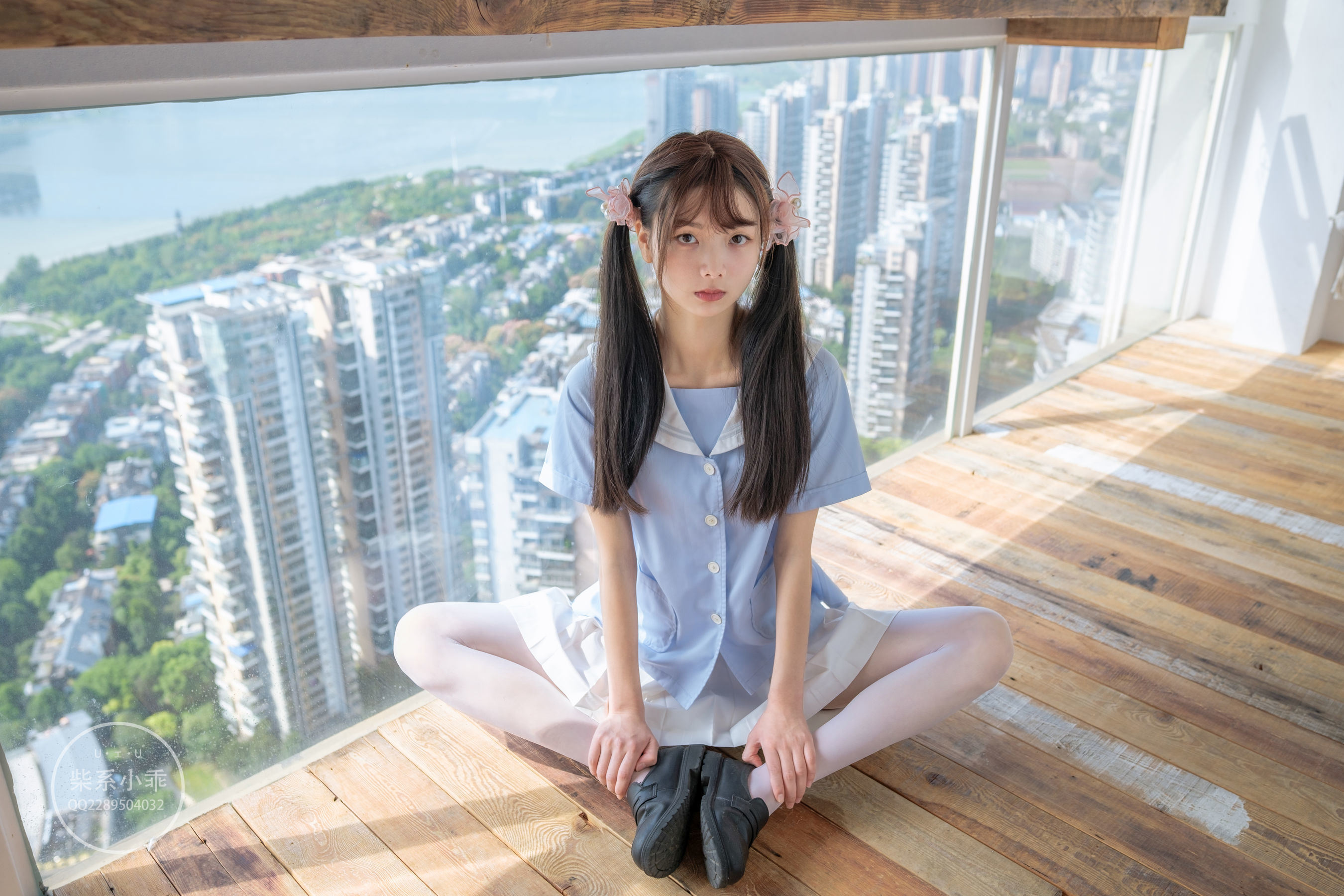福利COS] 柴系小乖(稚乖畫冊) - 晴空 白絲雙馬尾