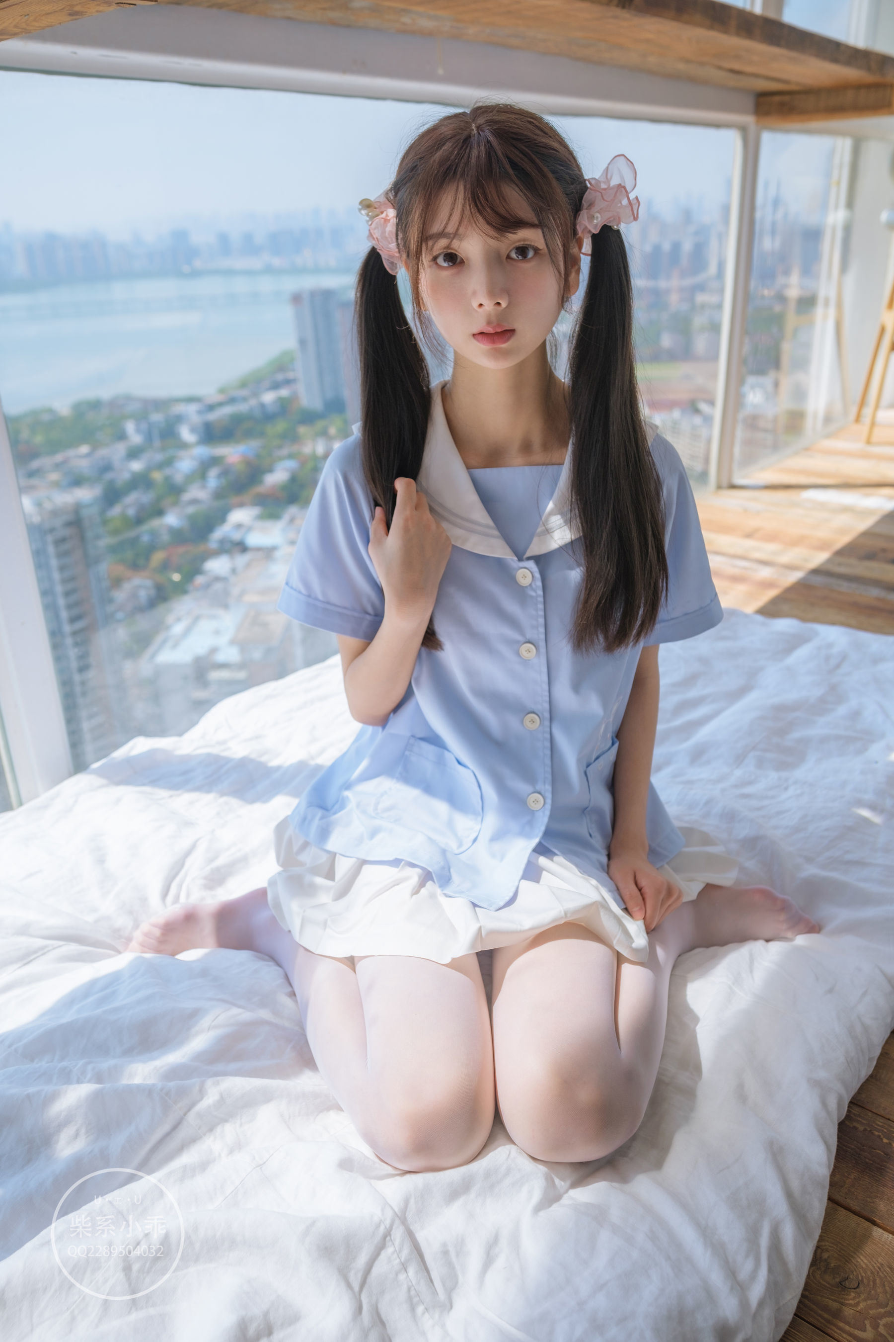 福利COS] 柴系小乖(稚乖畫冊) - 晴空 白絲雙馬尾
