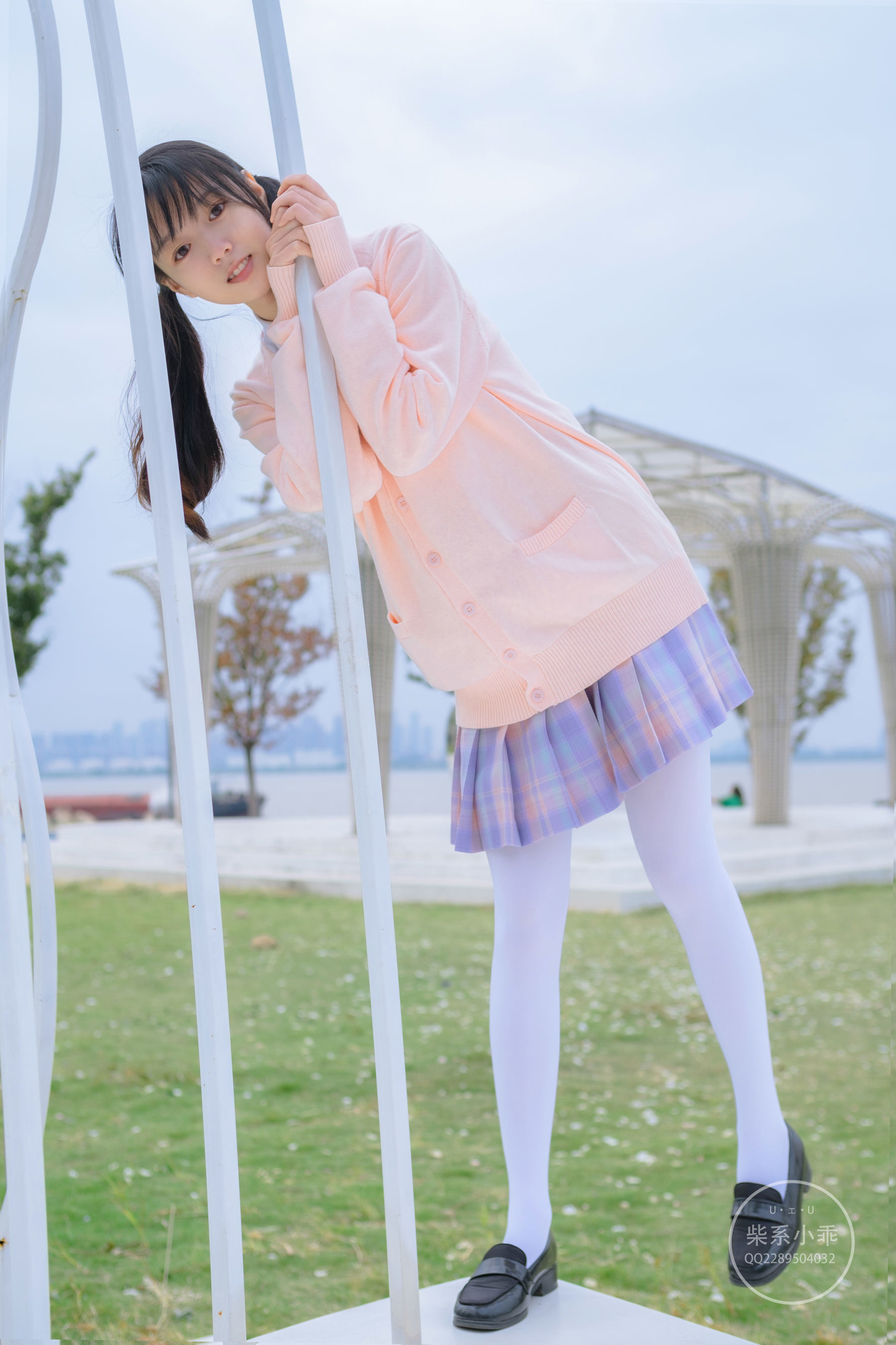 JK Cosplay：柴系小乖(稚乖畫册) - 颓废