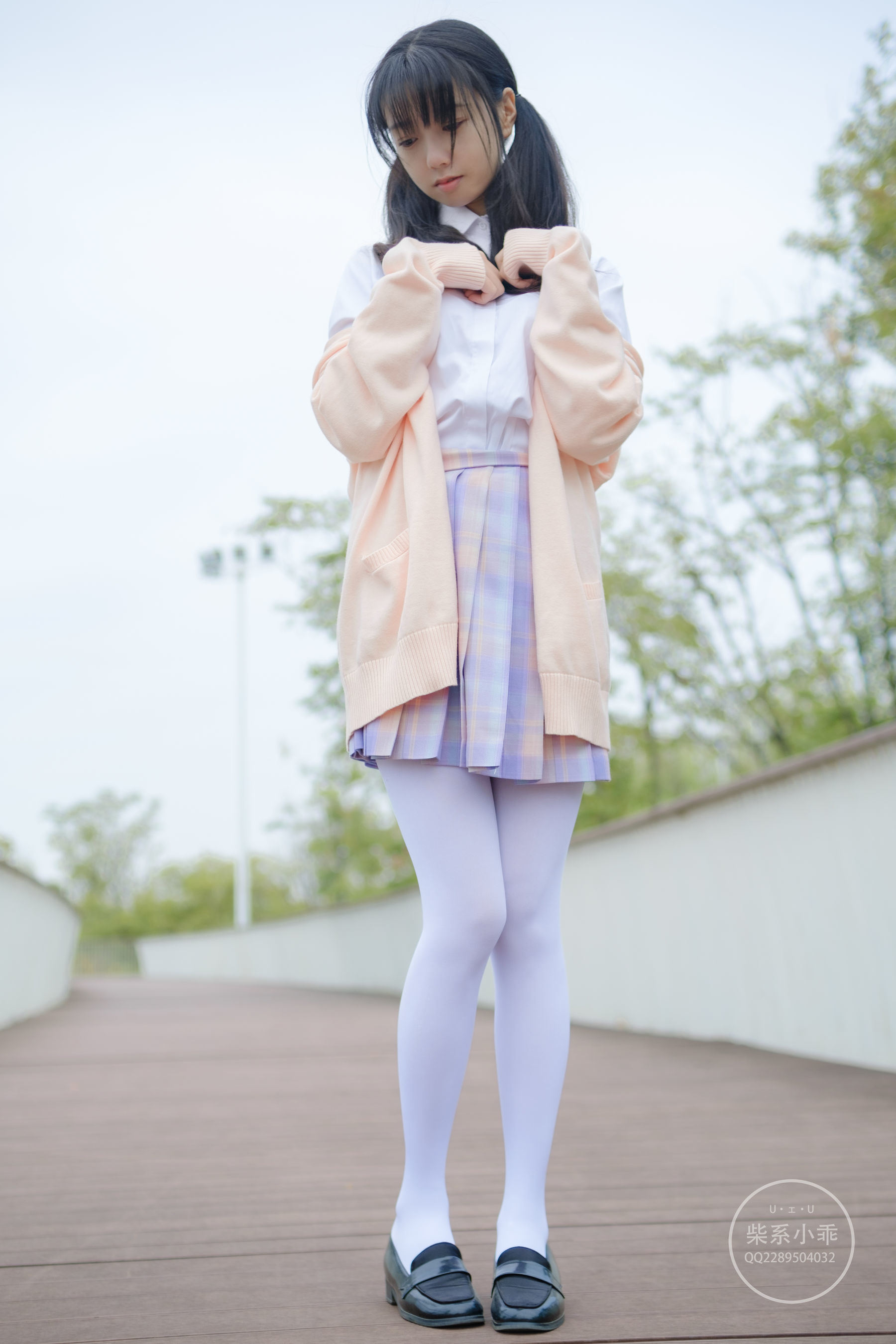 JK Cosplay：柴系小乖(稚乖畫册) - 颓废