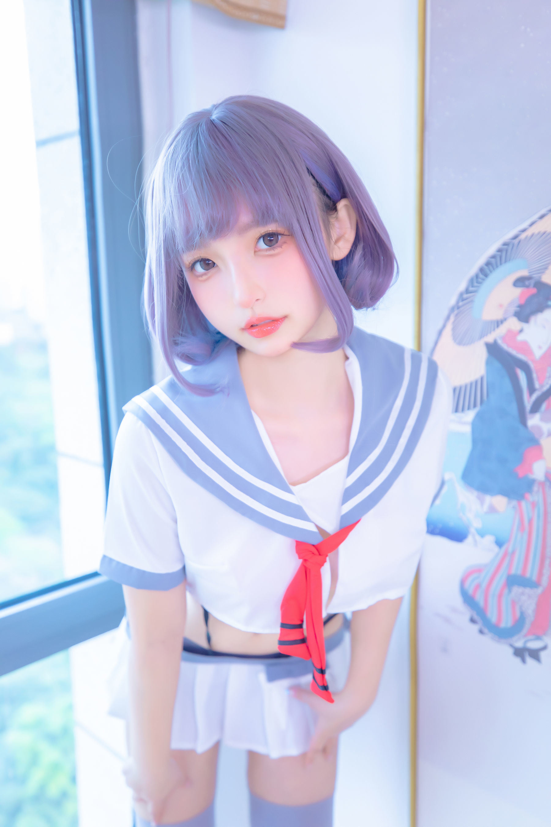 福利COS] 神樂坂真冬 灰絲吊帶JK