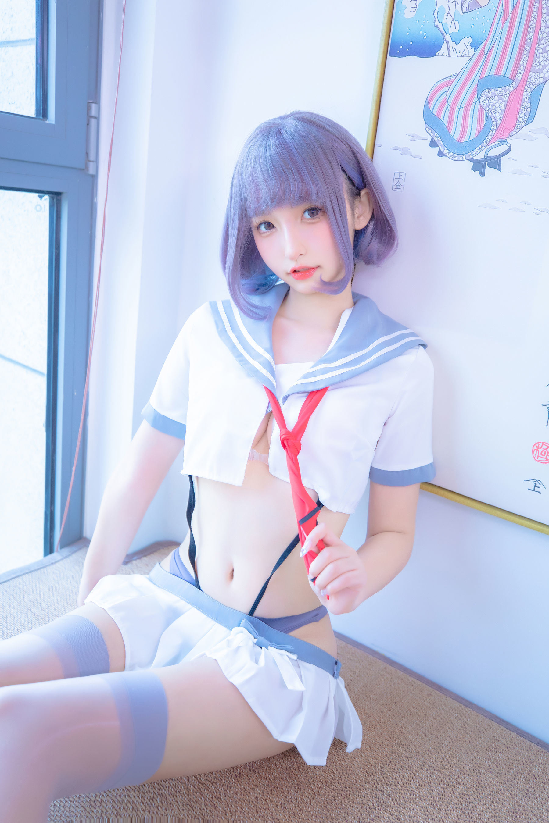 福利COS] 神樂坂真冬 灰絲吊帶JK