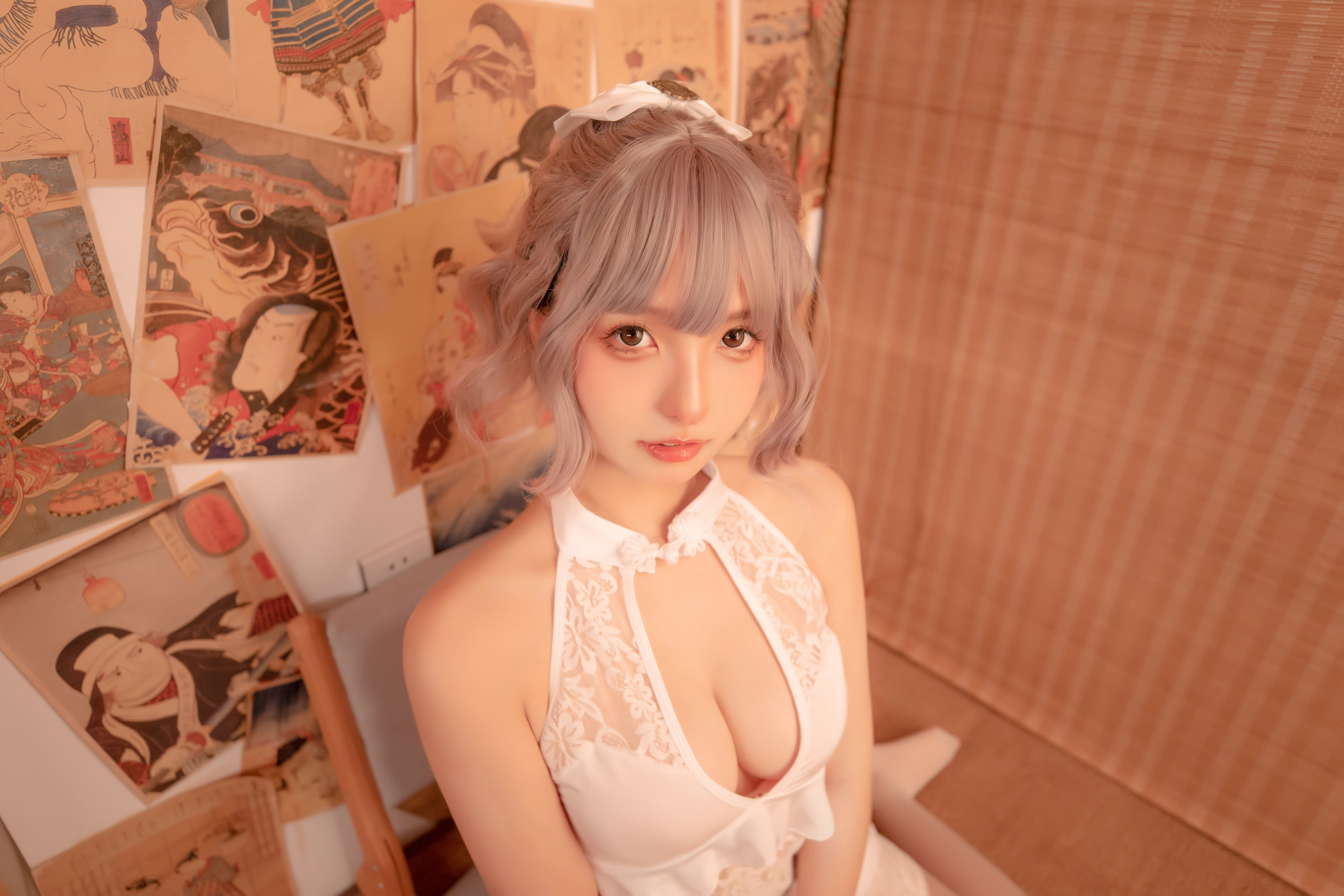 福利COS] 神樂坂真冬 白旗袍