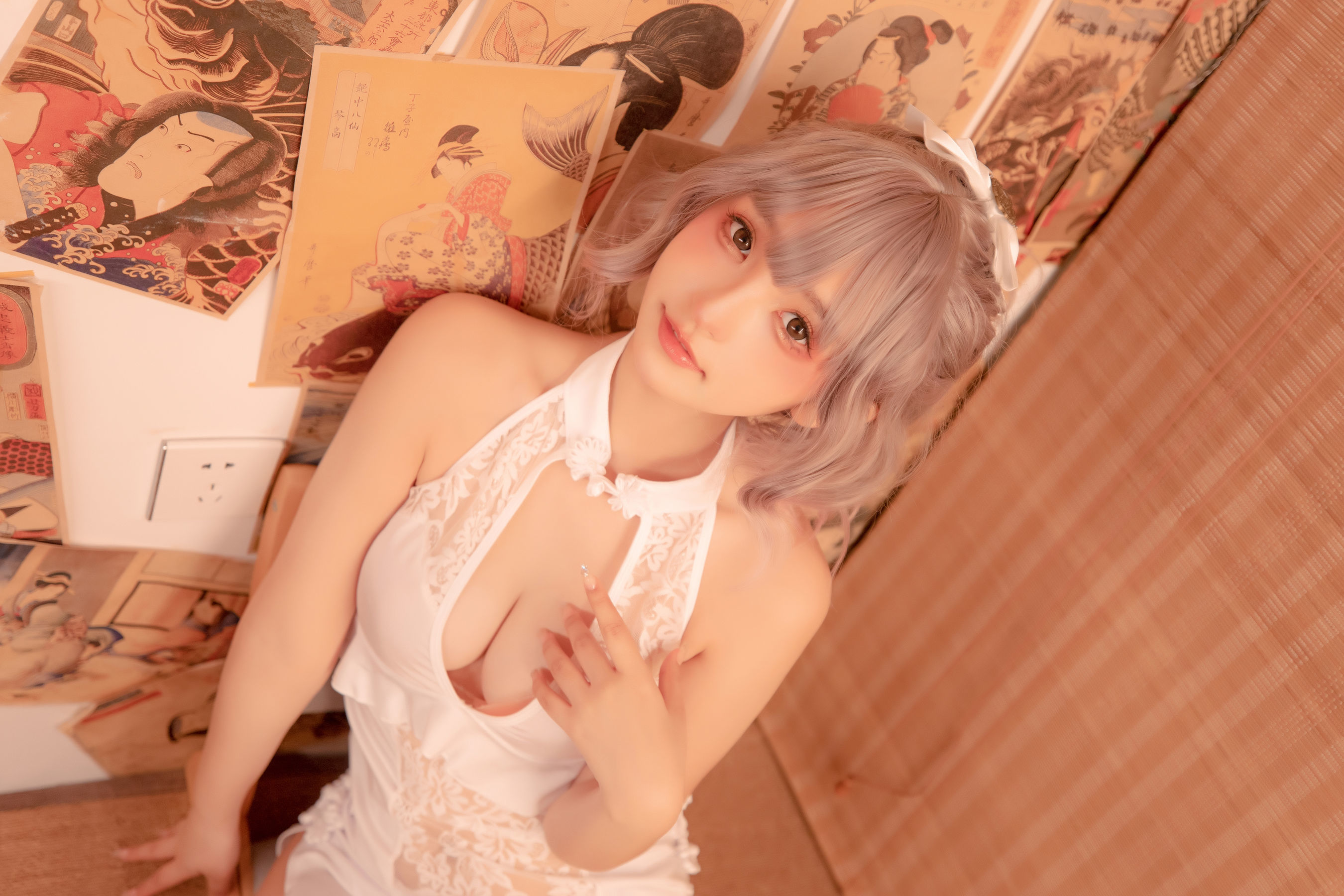 ウェルフェア COS] 神楽坂真冬 白い旗袍