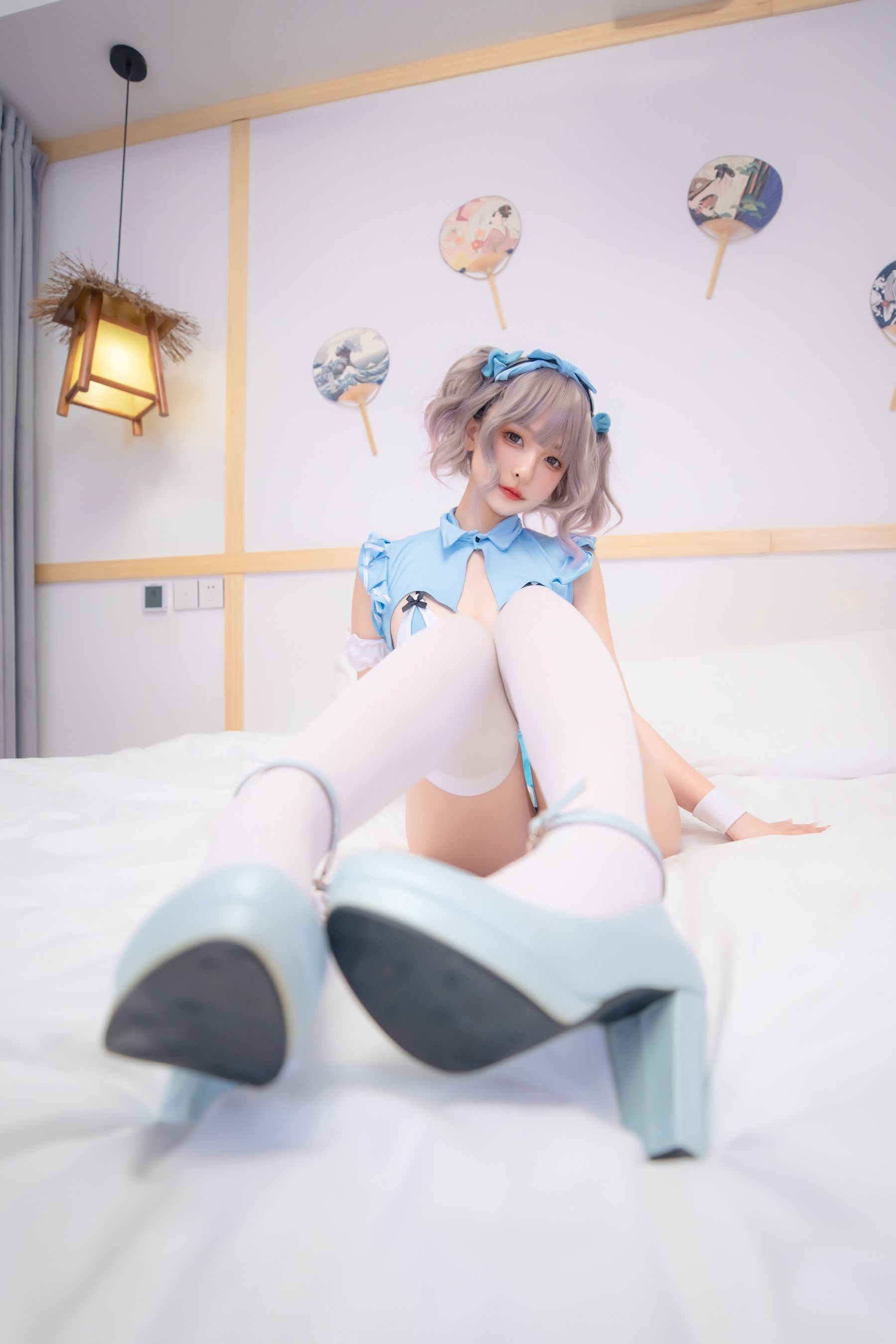 福利COS] 神楽坂真冬 藍調女仆