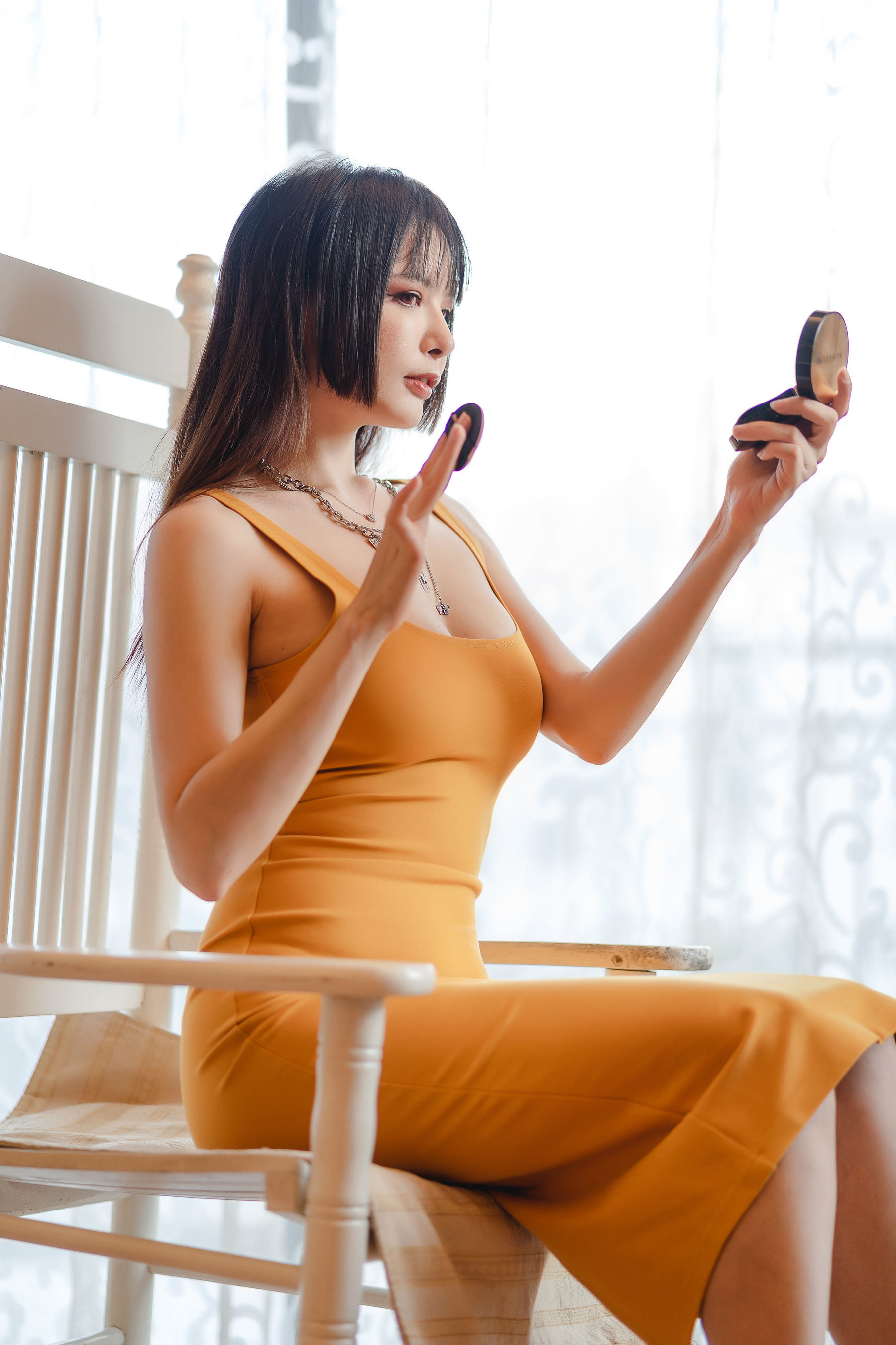 Welfare COS] Qiu and Corgi (Xia Xiao Qiu Qiu Qiu) - Yellow Dress
