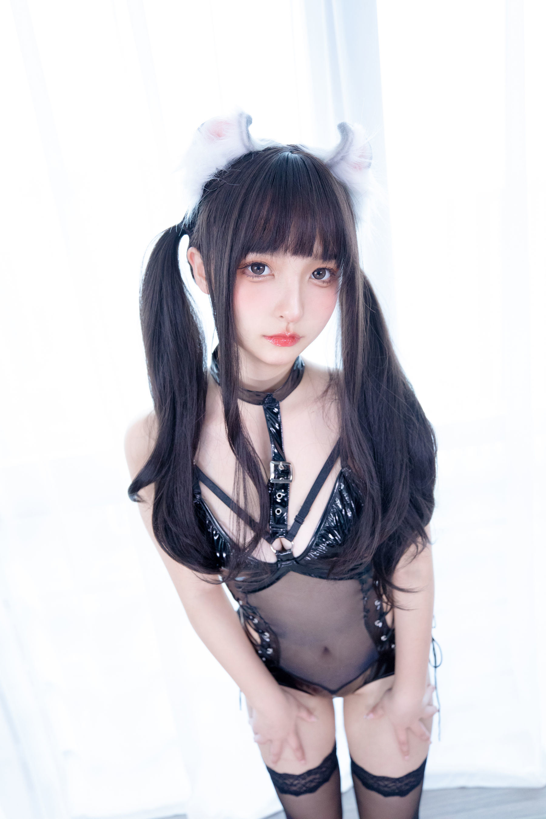 福利COS] 蘿莉神樂板真冬 黑絲與黑膠