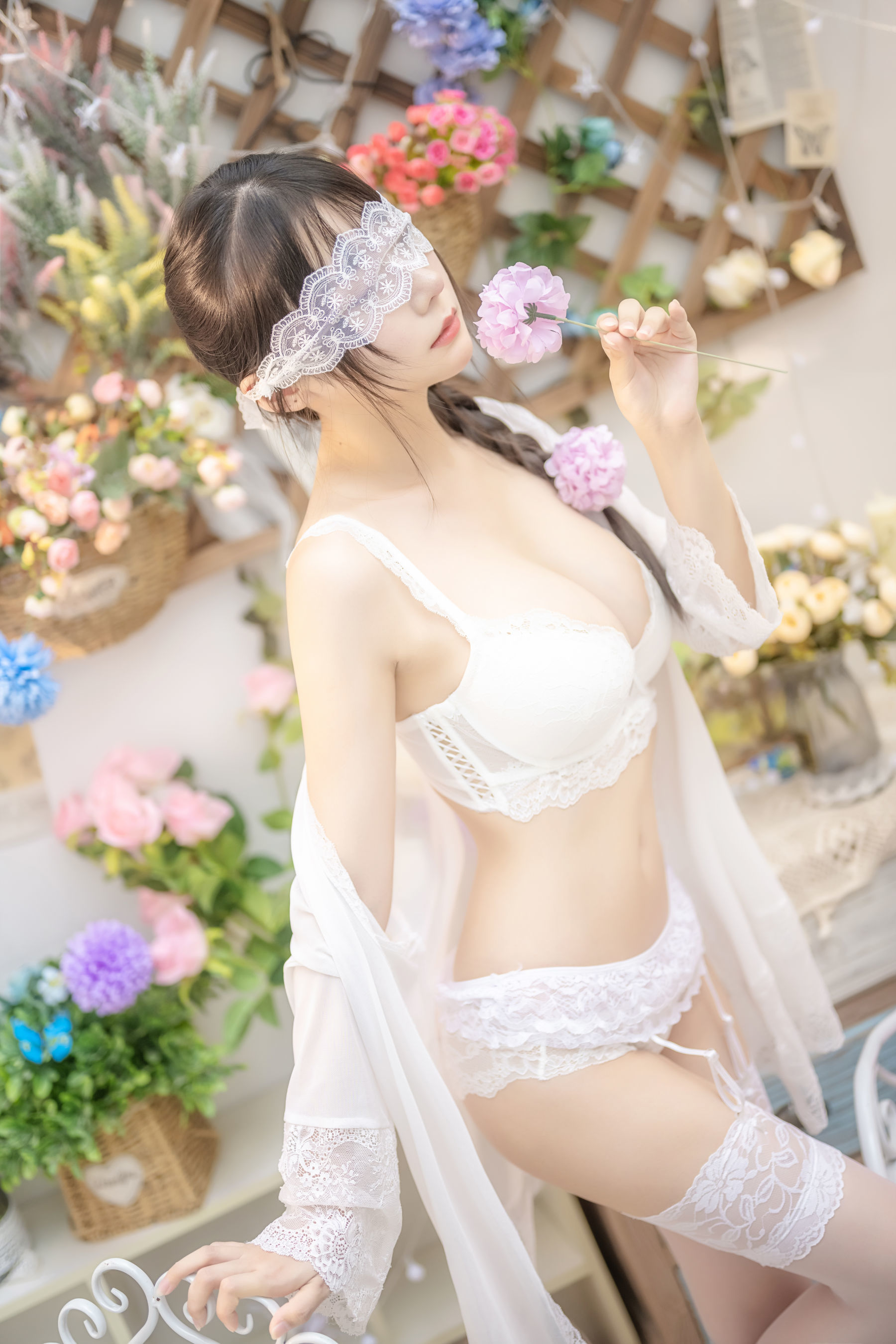 福利COS] 香草喵露露寫真 - 白色玫瑰