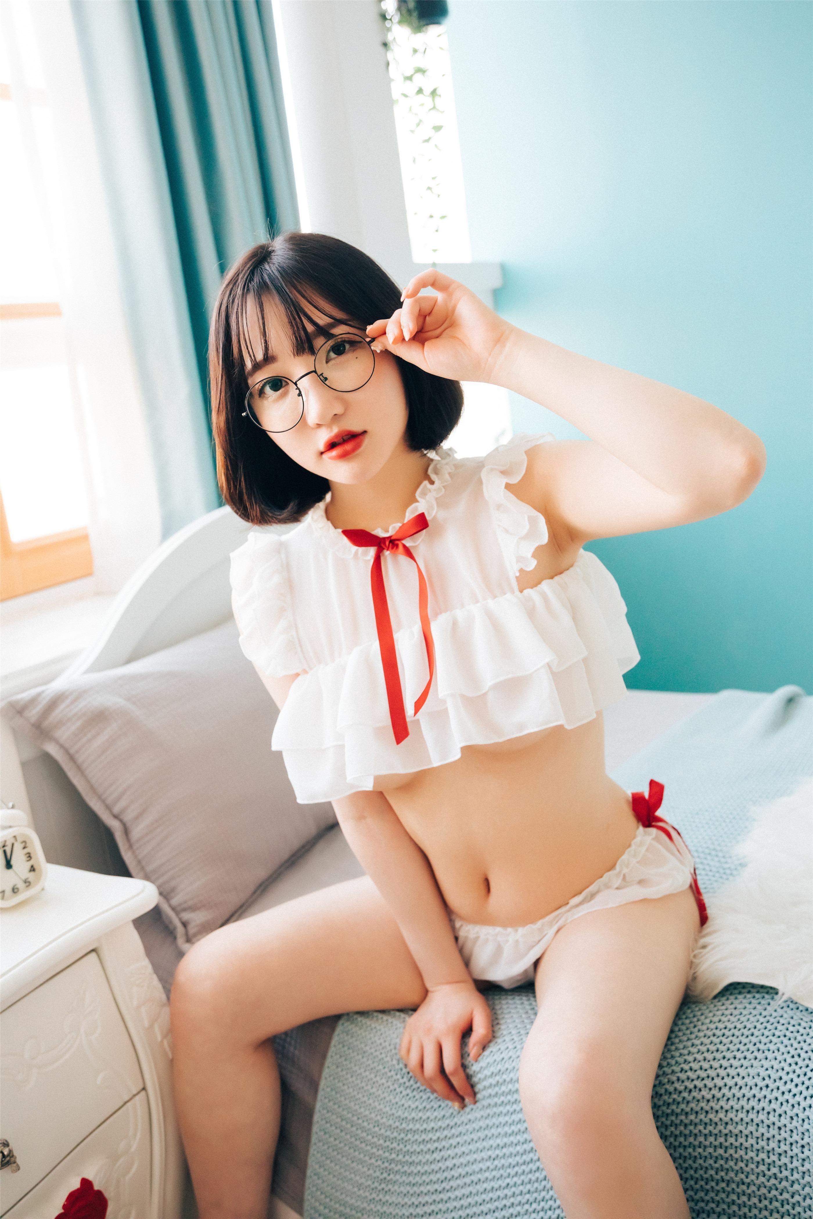 盧齊] 曄銀 – 女王回來了 [98P