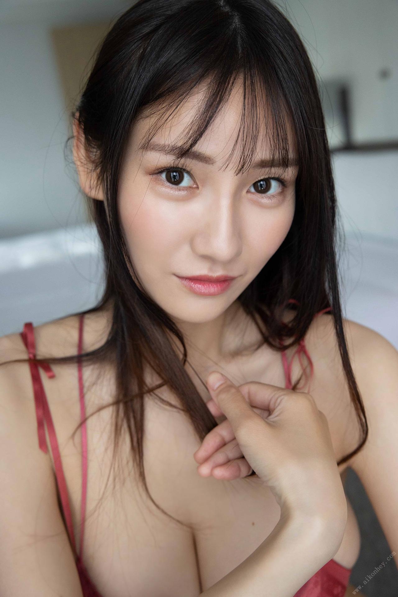 FLASHデジタル写真集R 山手梨愛 福岡生まれの天然Iカップ 106P
