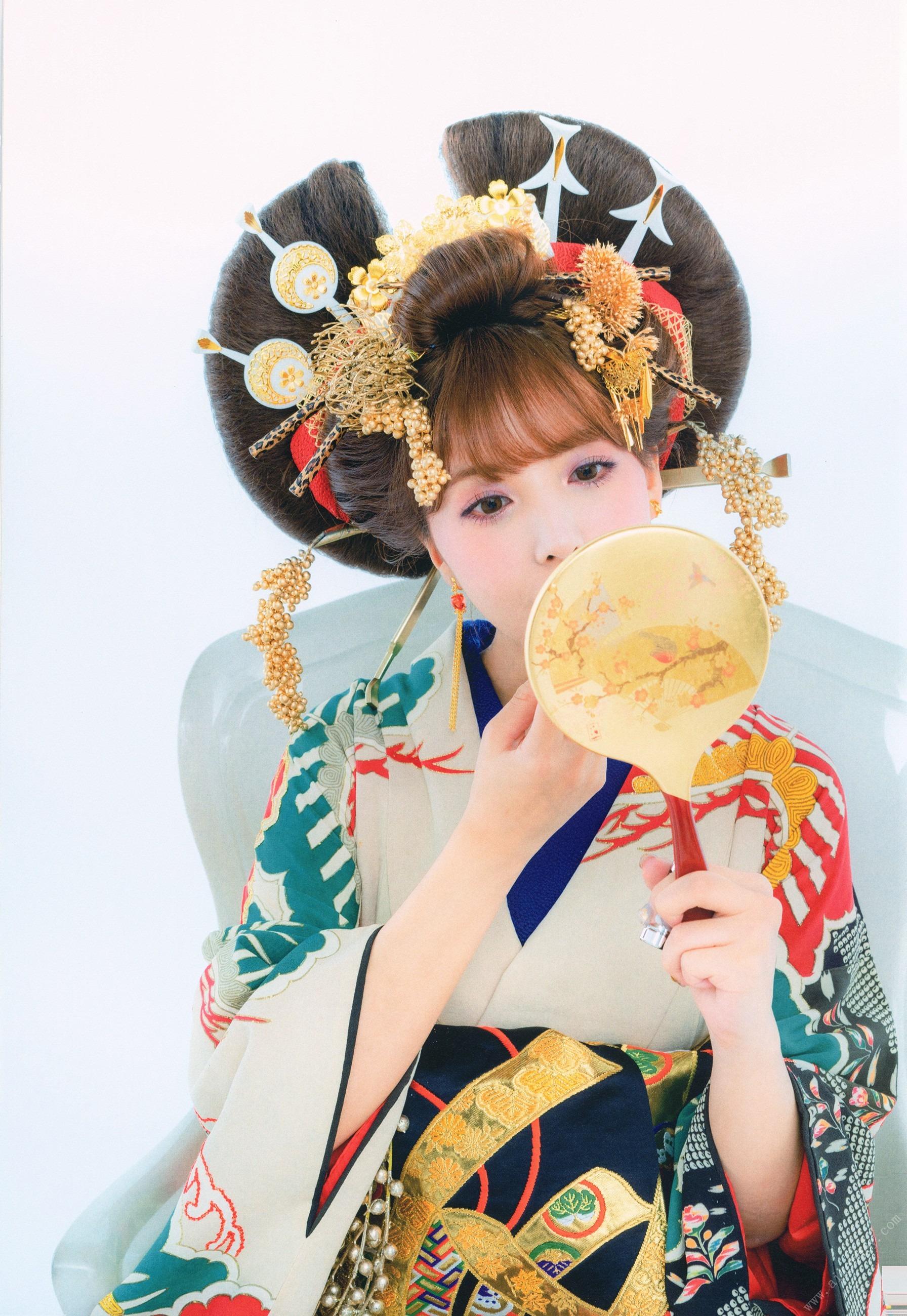 ยูอา มิคามิ - หนังสือภาพโฮกะไก 『วะมิโชวะมิ』 125P